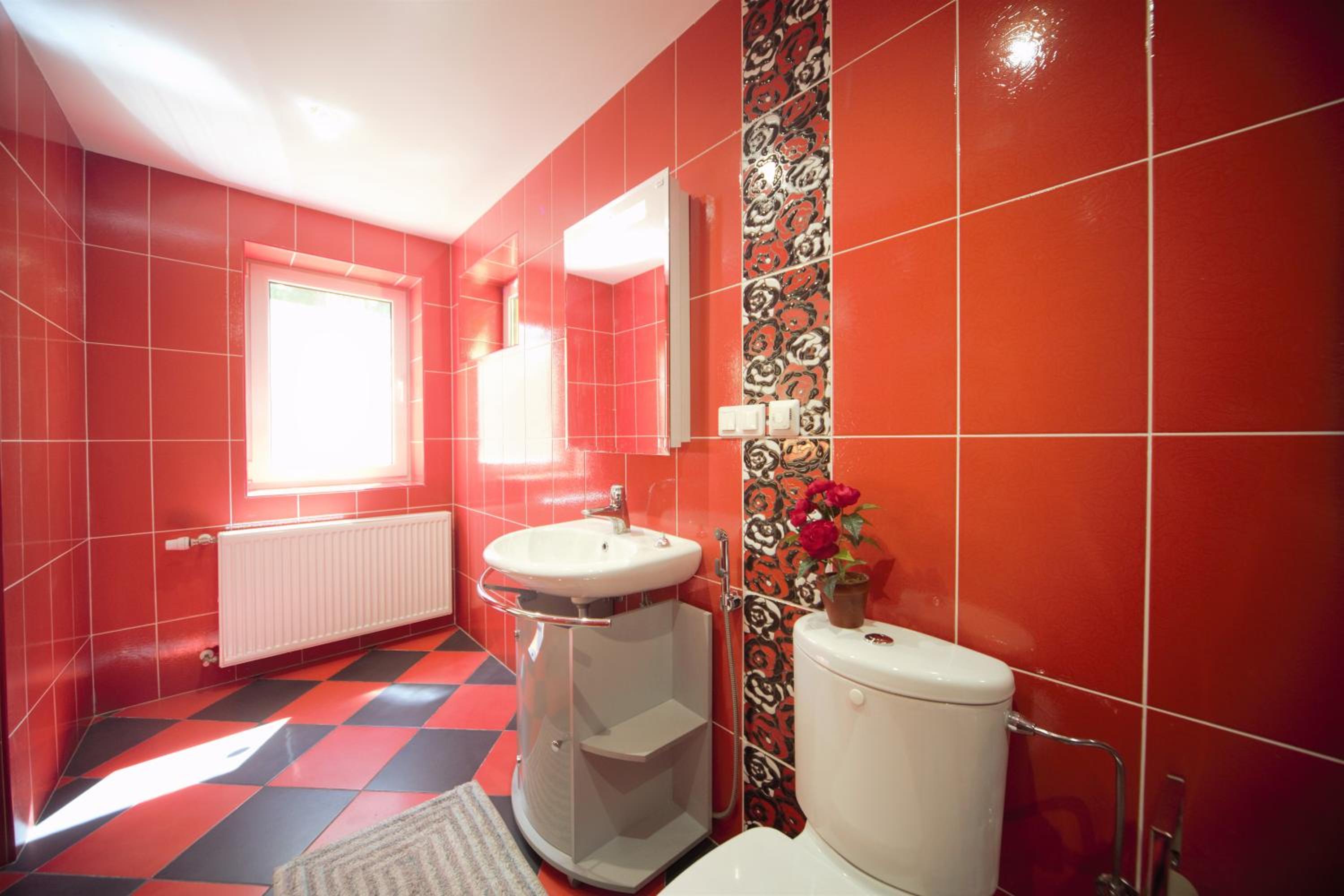 Two-Bedroom House - Photo 29