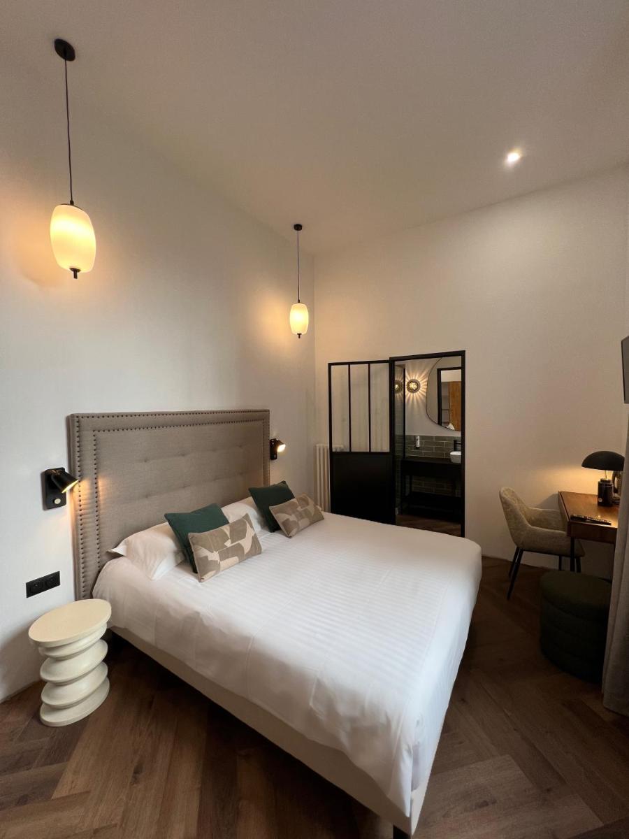 Deluxe Queen Room photo 1