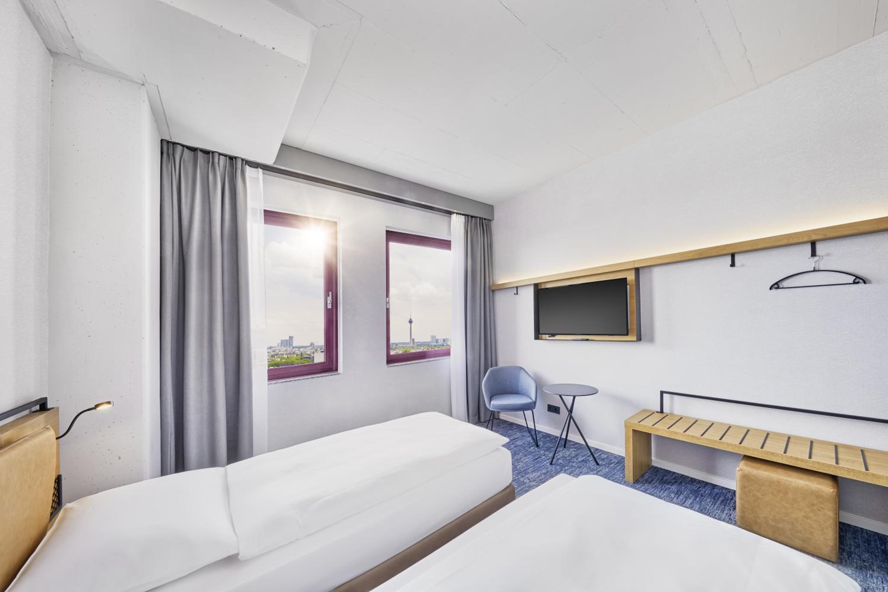 Comfort Twin Room