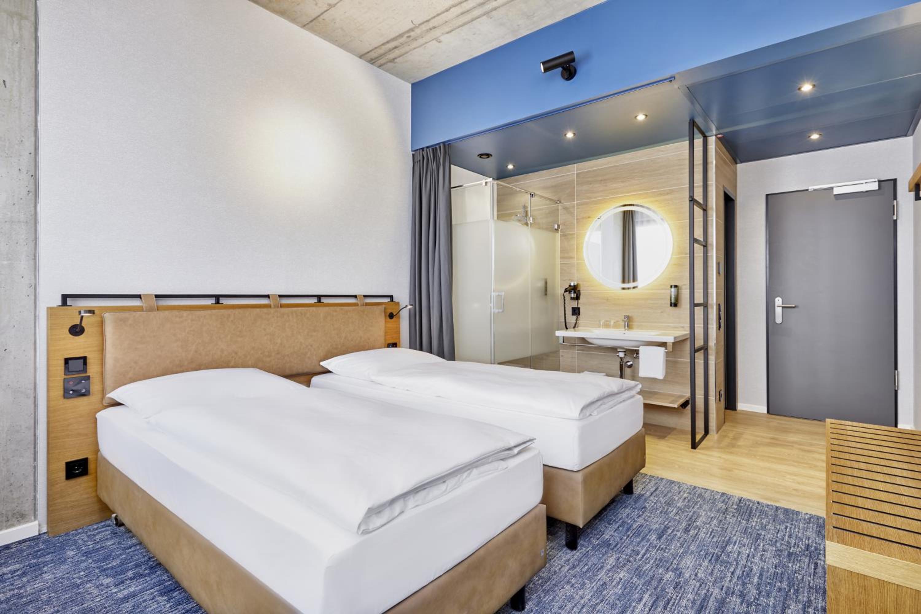 Comfort Twin Room