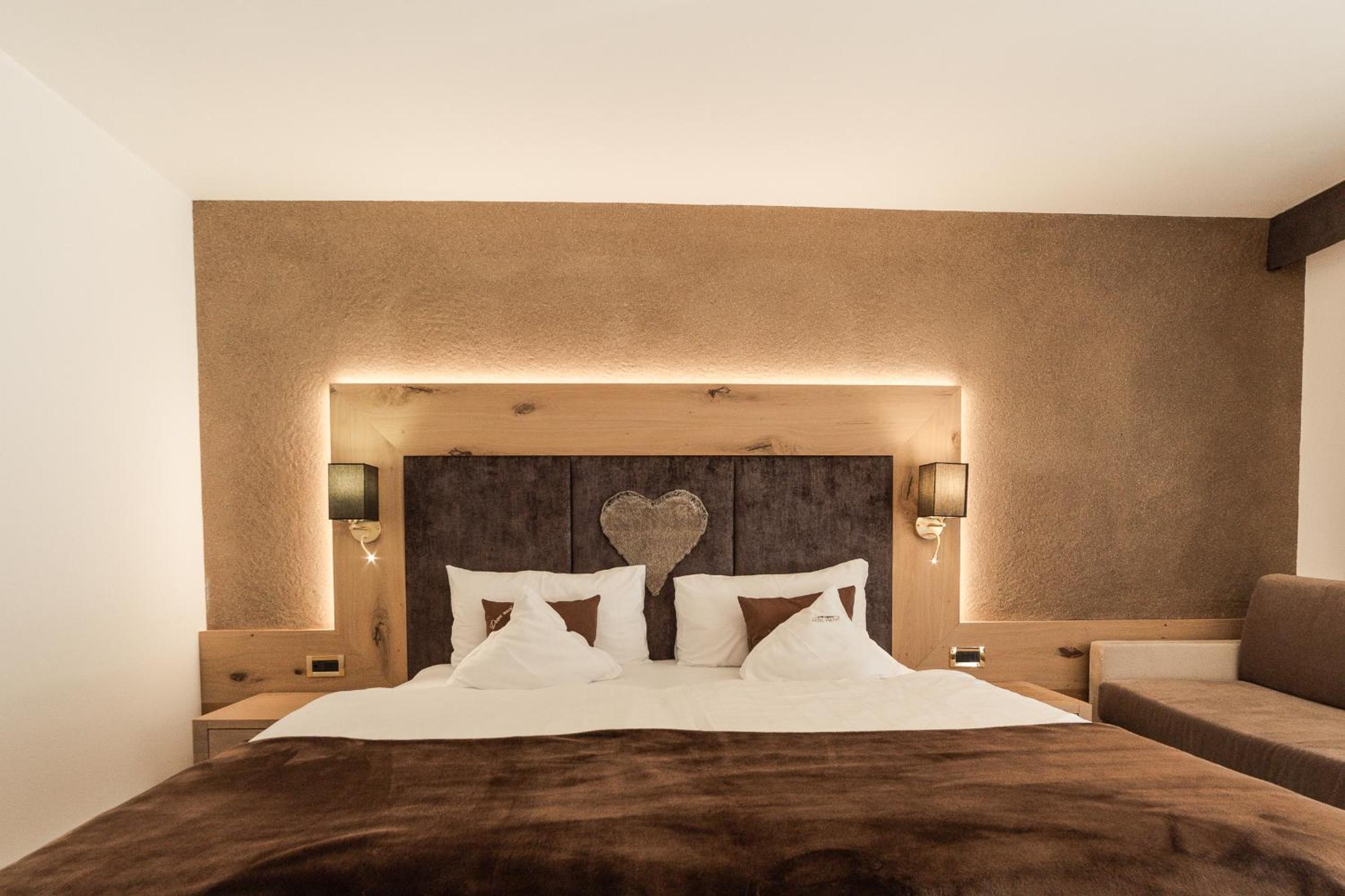 Standard Double or Twin Room with Balcony photo 3