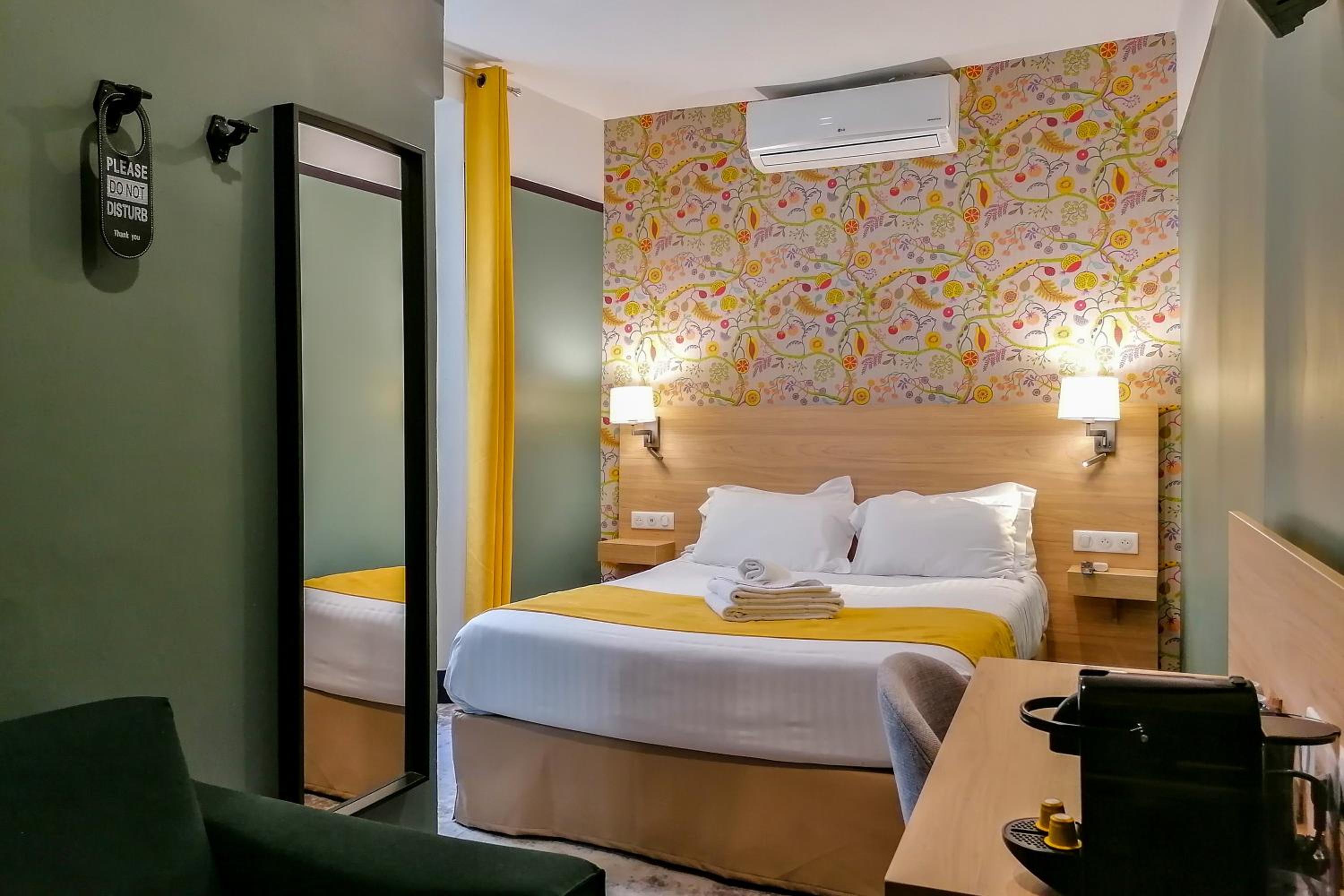 Superior Room - Photo 22