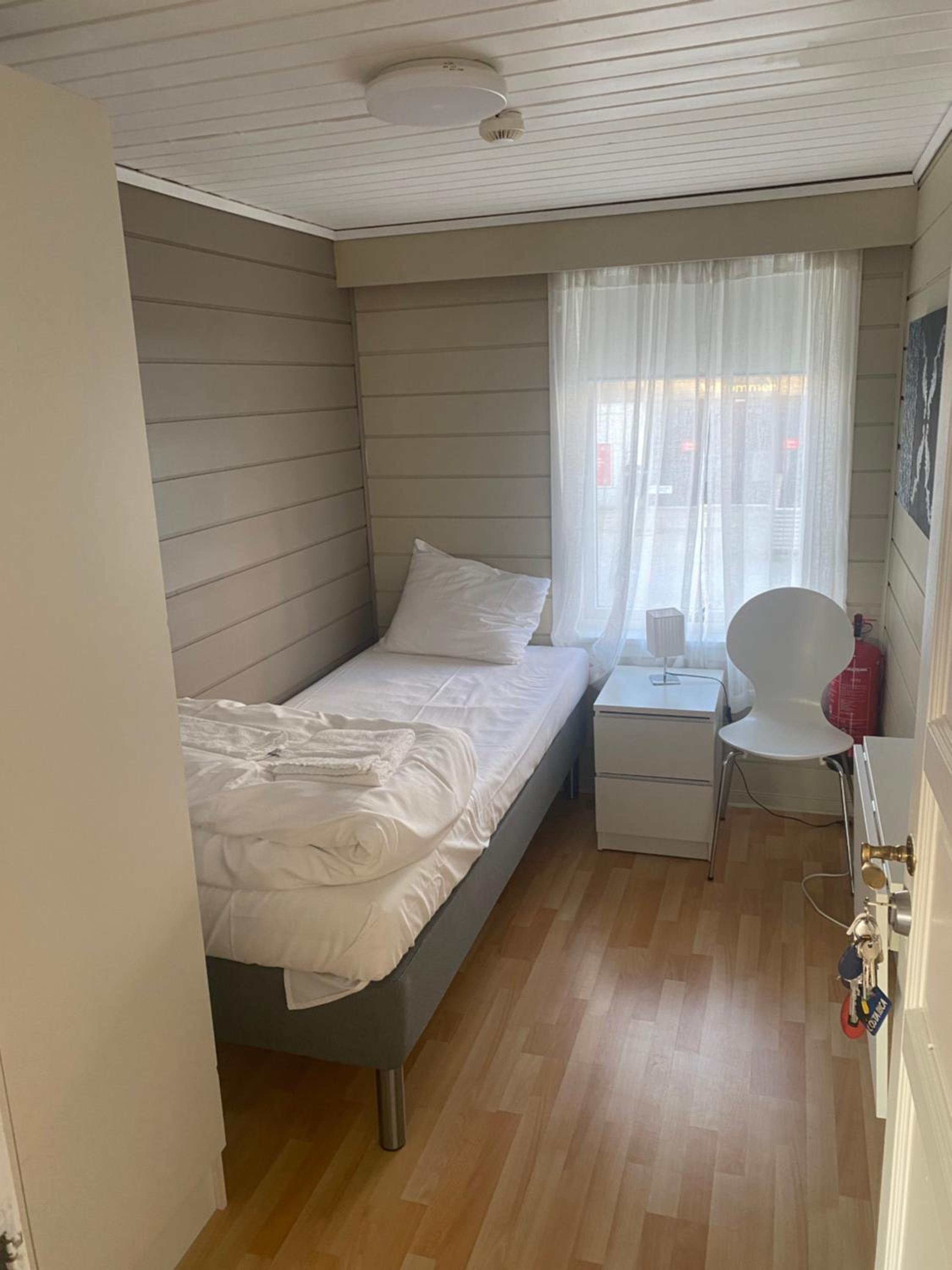 Budget Single Room photo 3