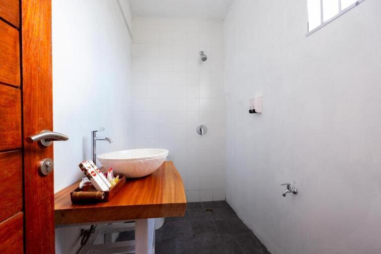 Deluxe Double Room - Photo 21