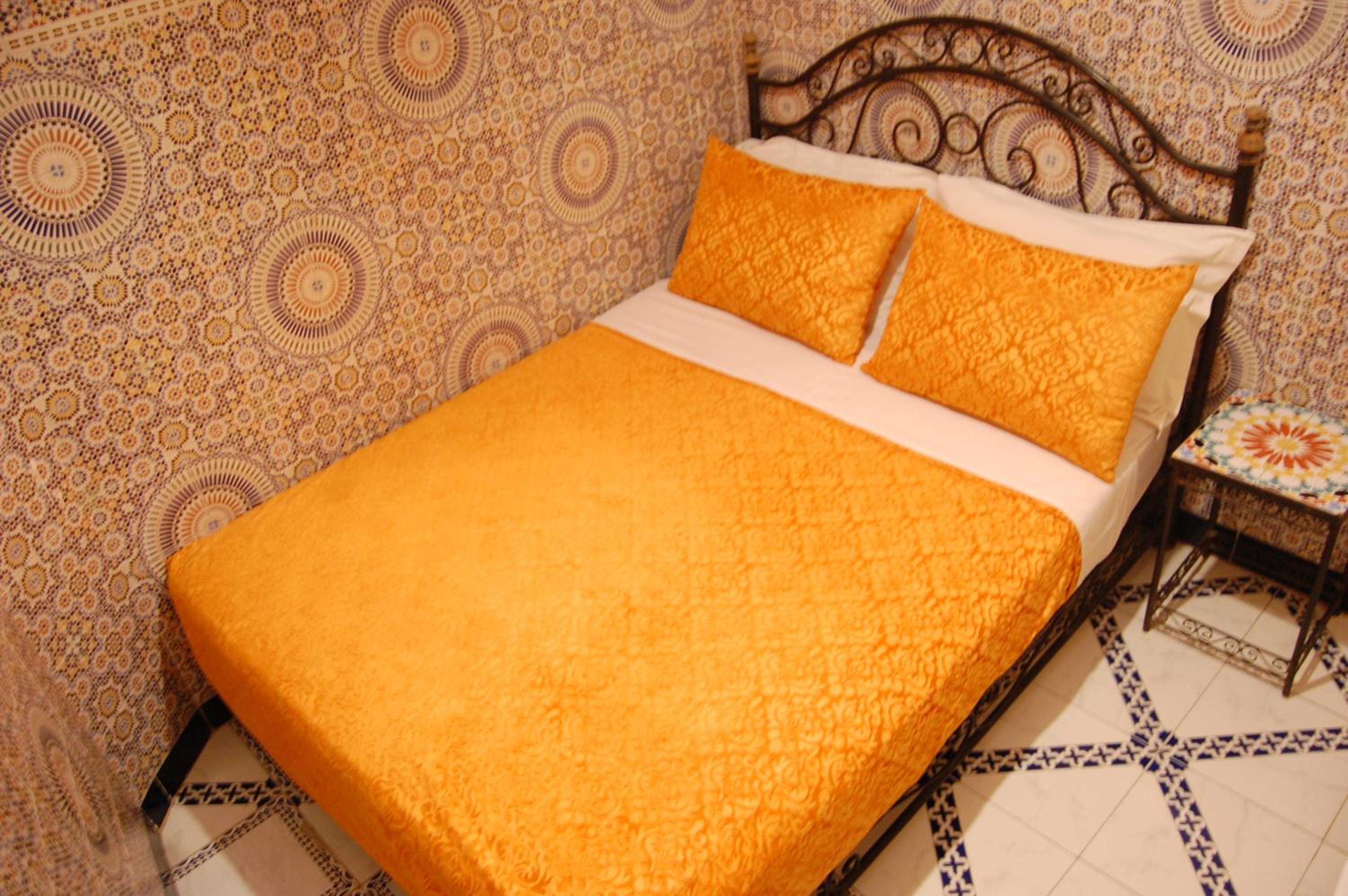 Budget Double Room - Photo 5