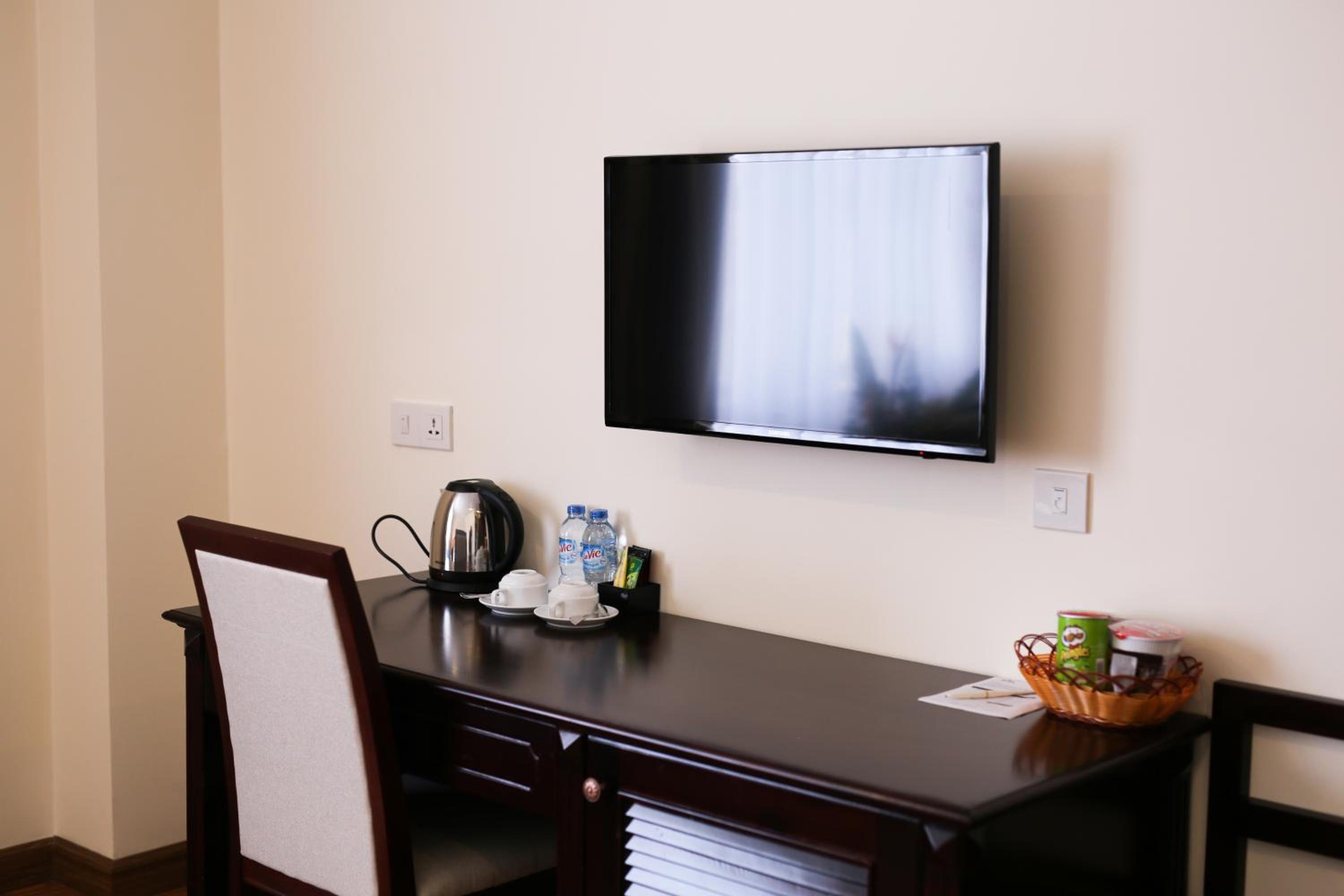 Standard King Room photo 1