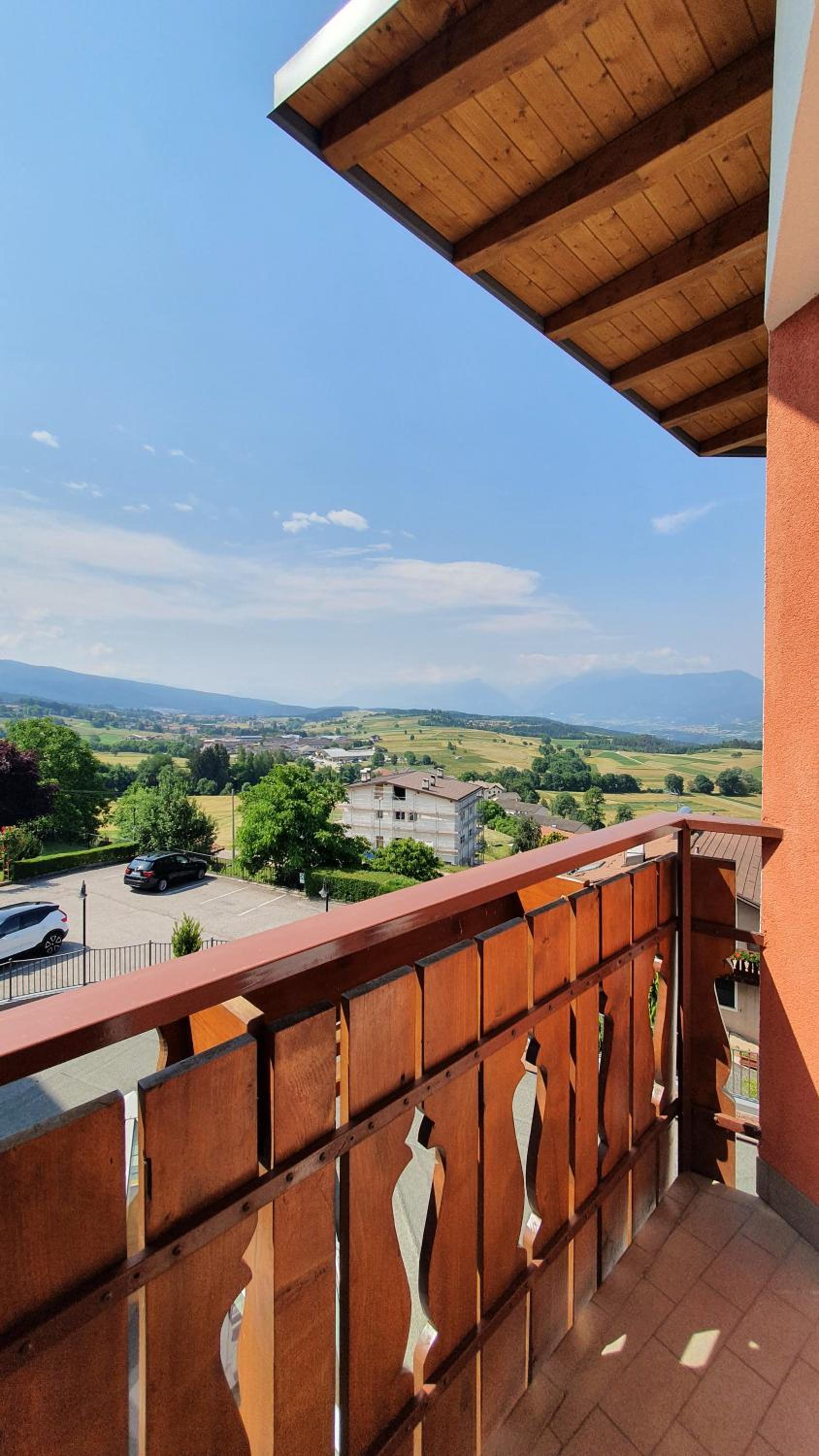 Quadruple Room with Mountain View photo 3