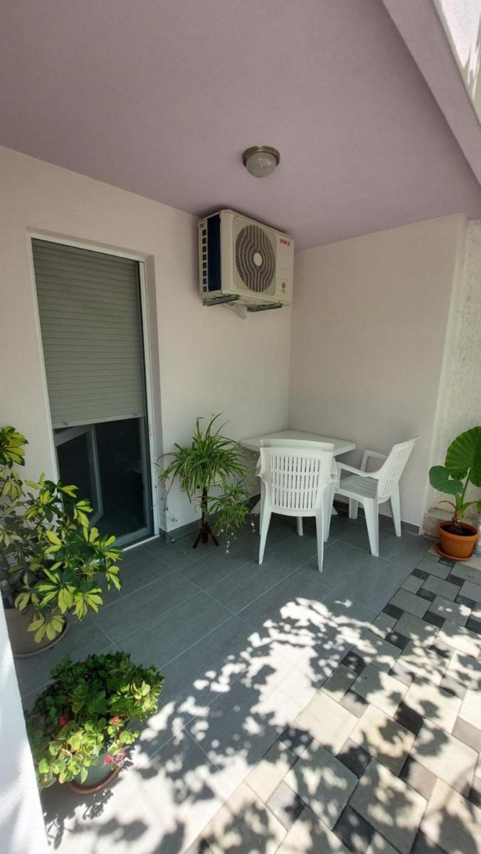 Studio Apartment photo 3