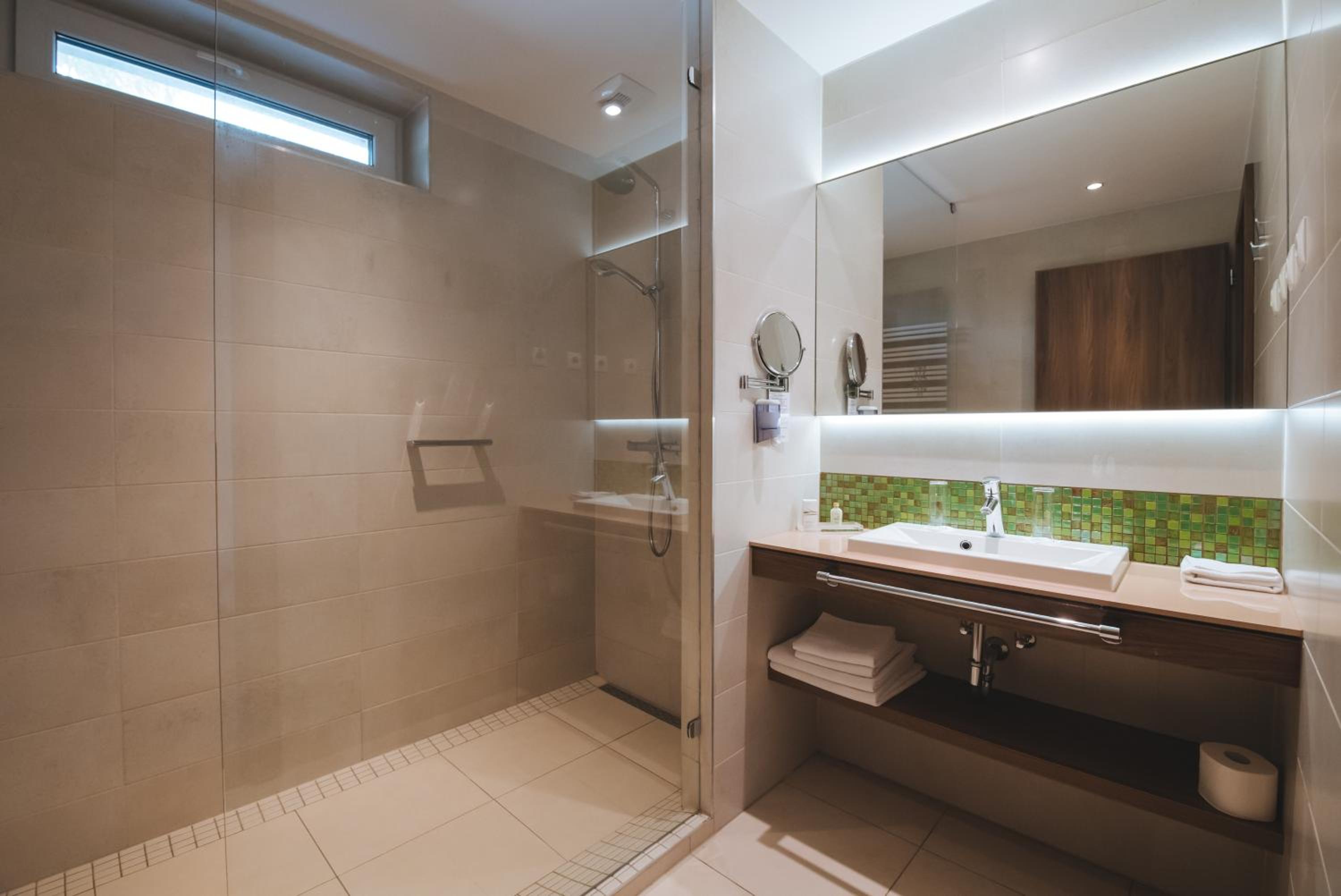 Deluxe Suite - Photo 4