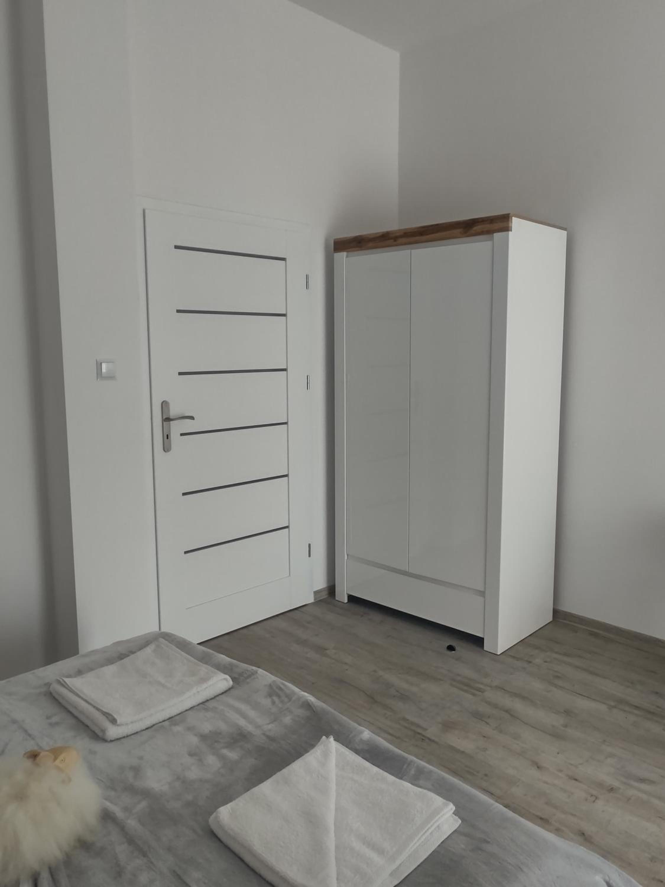 Double Room with Balcony (2 Adults + 1 Child) - Photo 6