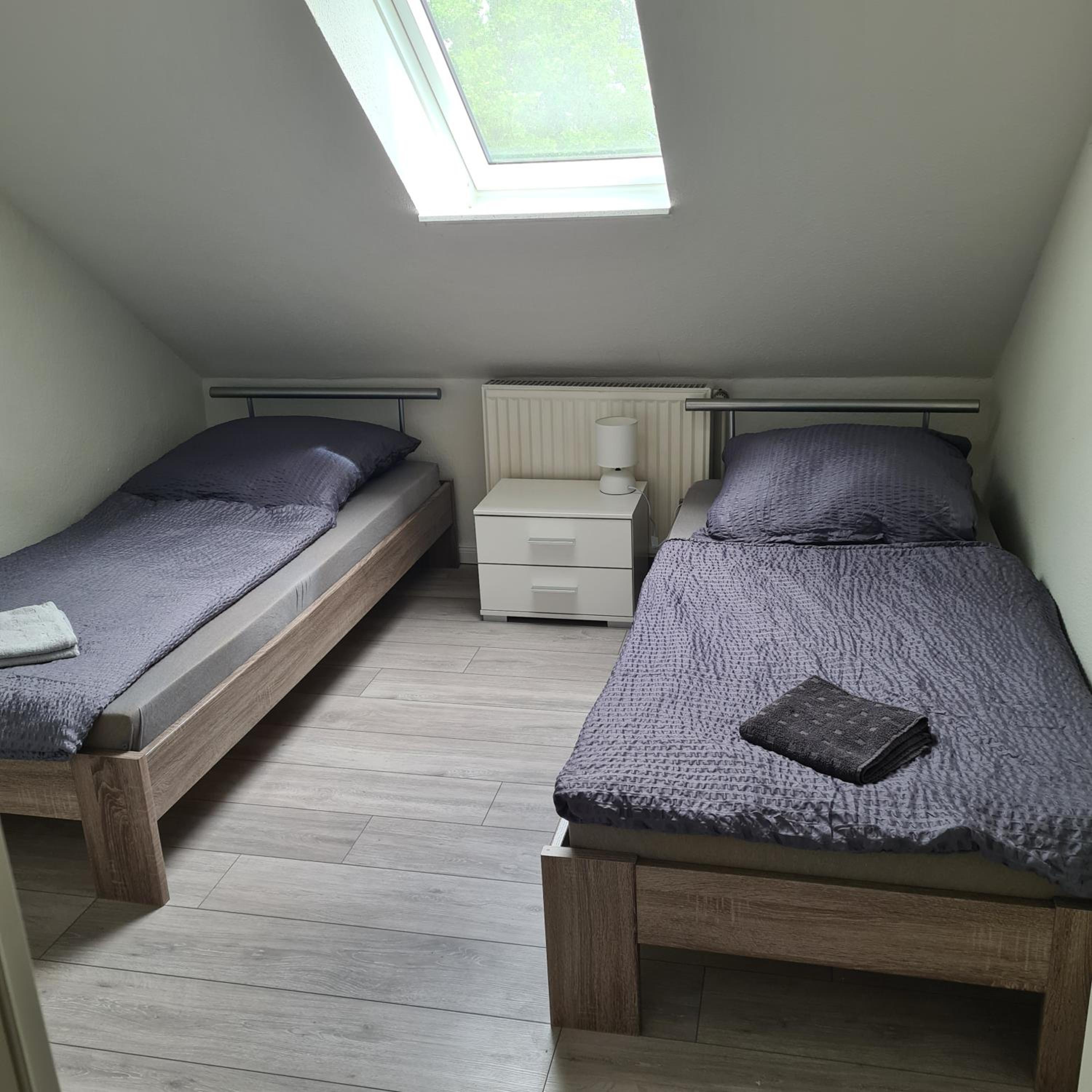 Twin Room - Photo 1