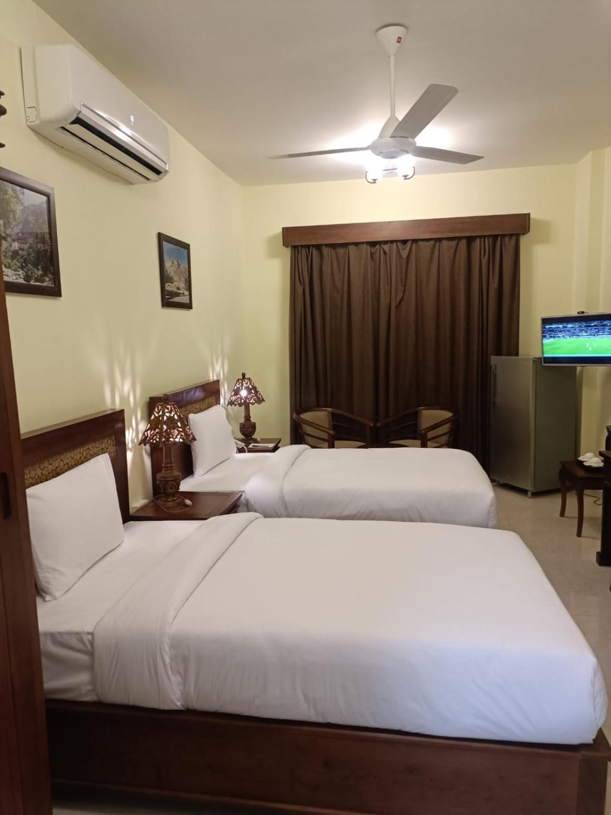 Standard Twin Room
