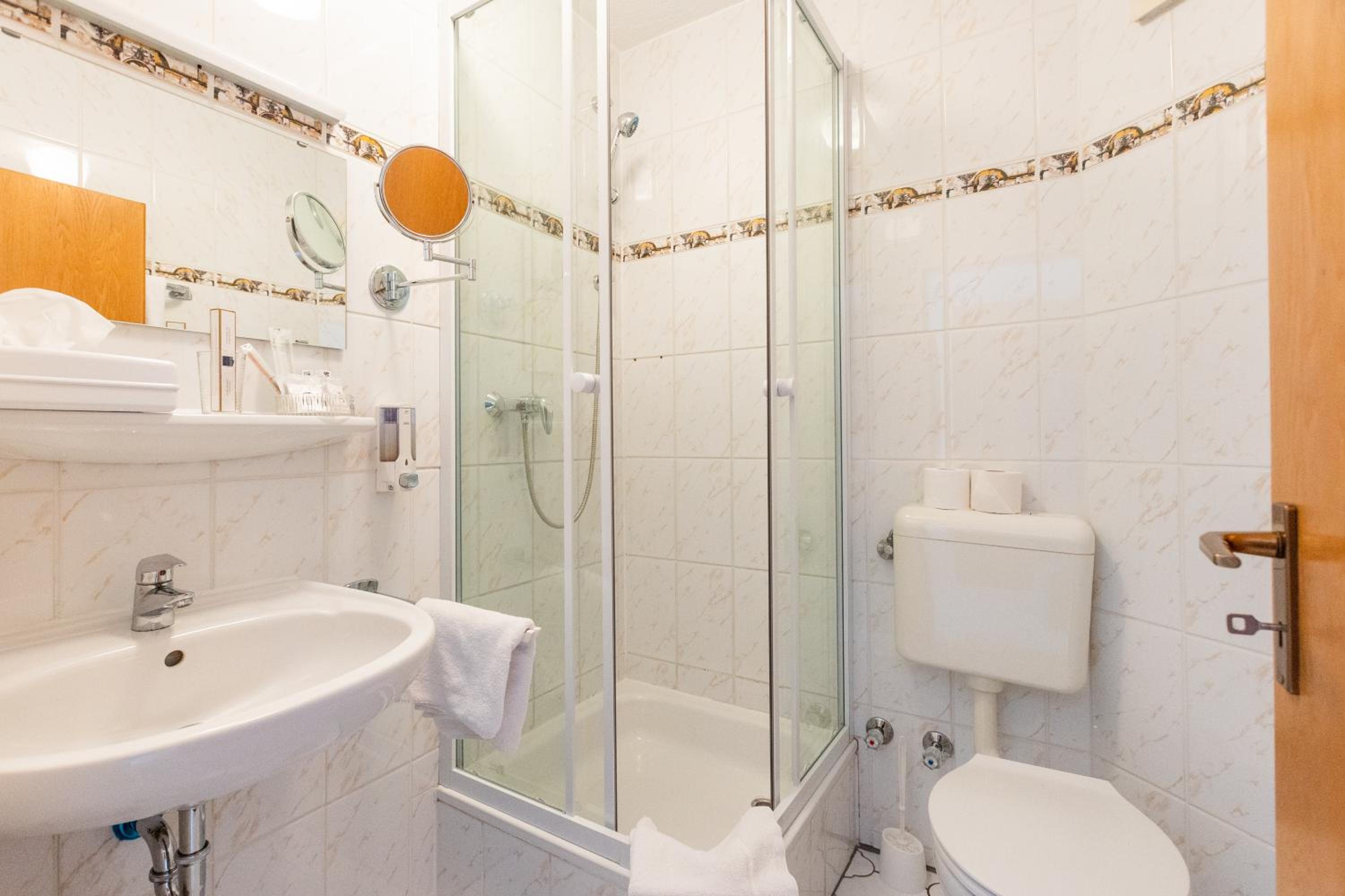 Standard Single Room photo 3