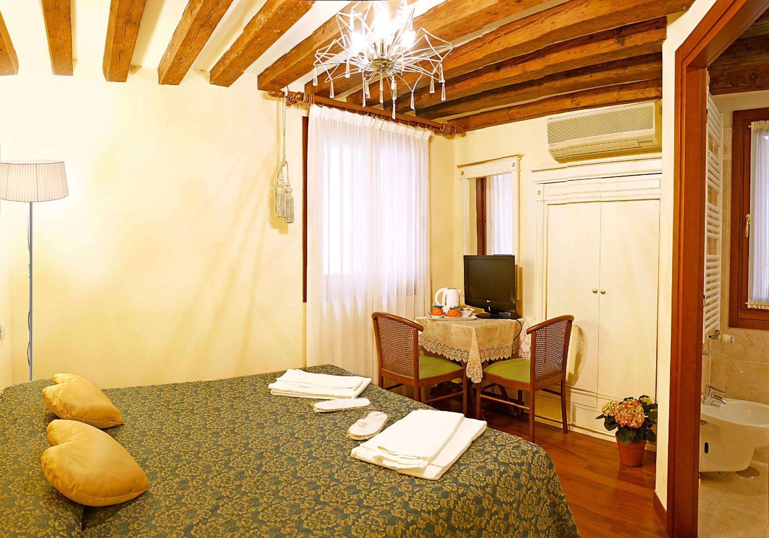 Small Double Room - Depandance  photo 3
