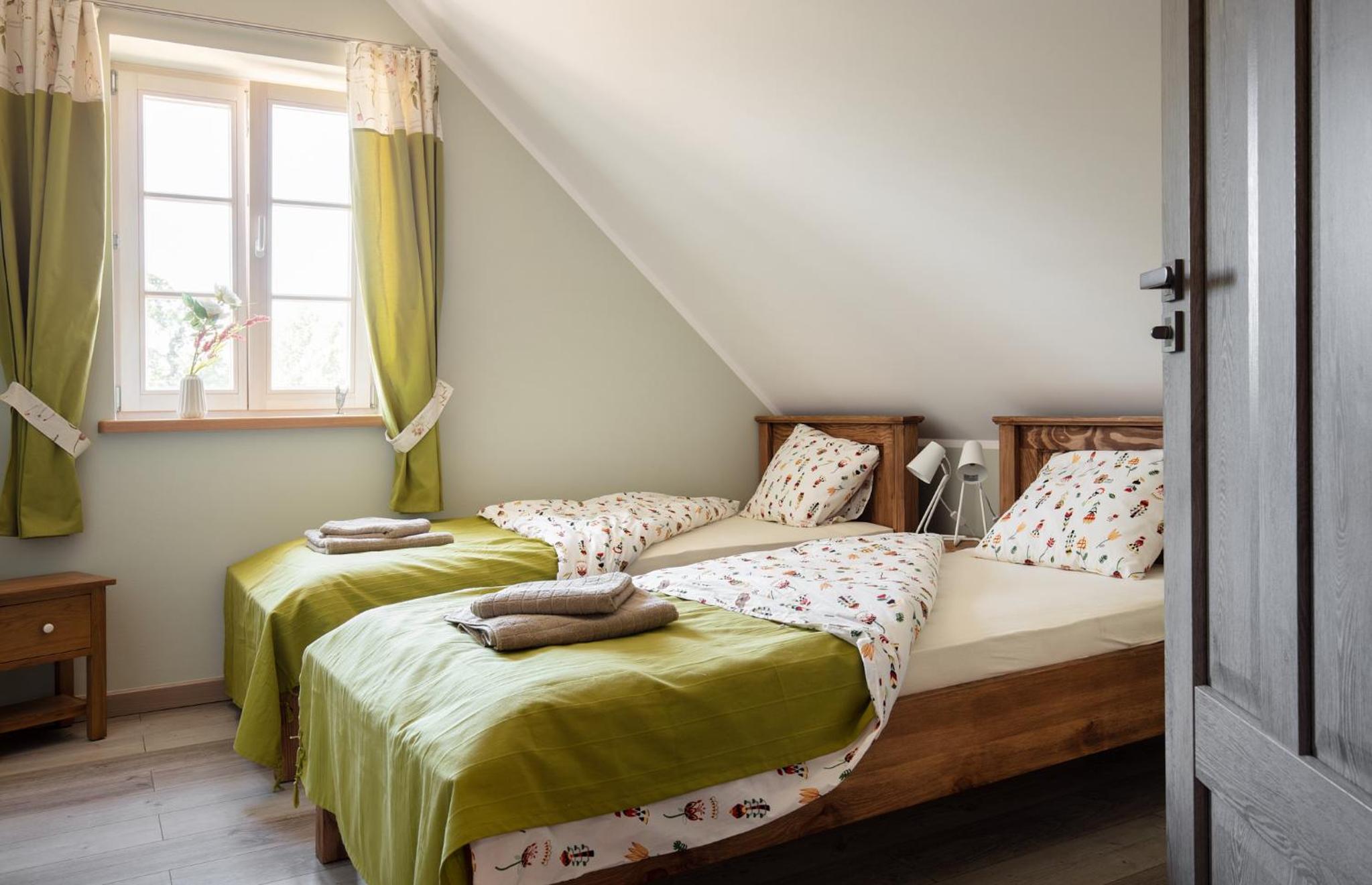 Four-Bedroom House photo 3