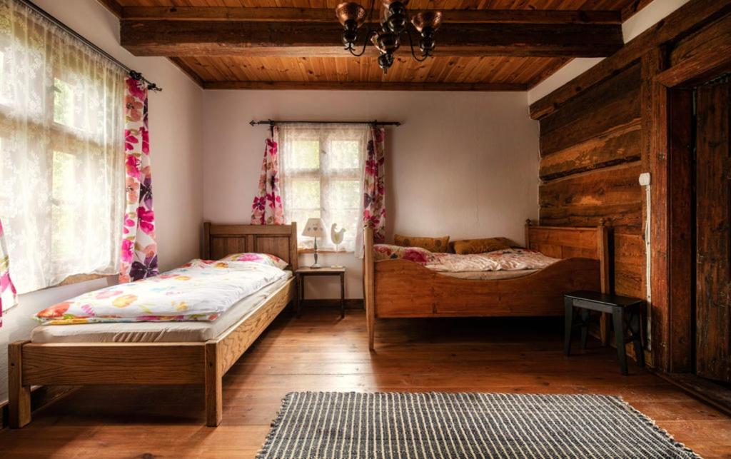 Three-Bedroom House photo 1