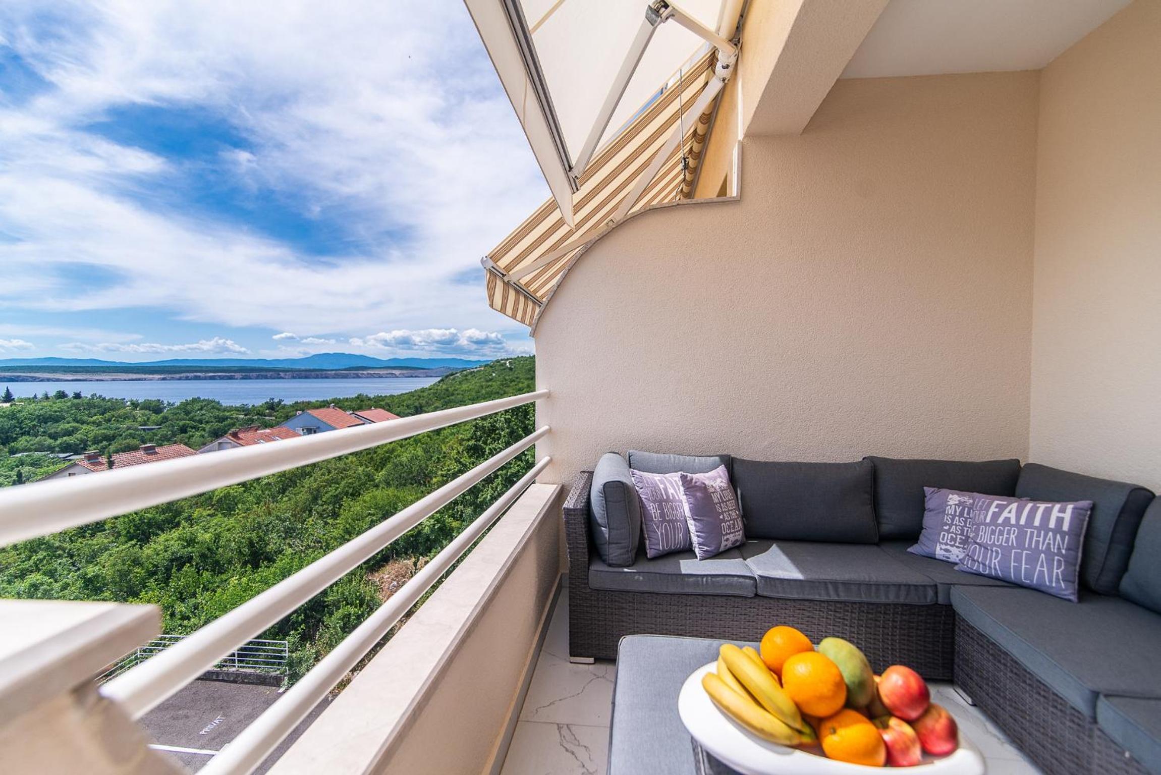 Apartment with Sea View photo 2