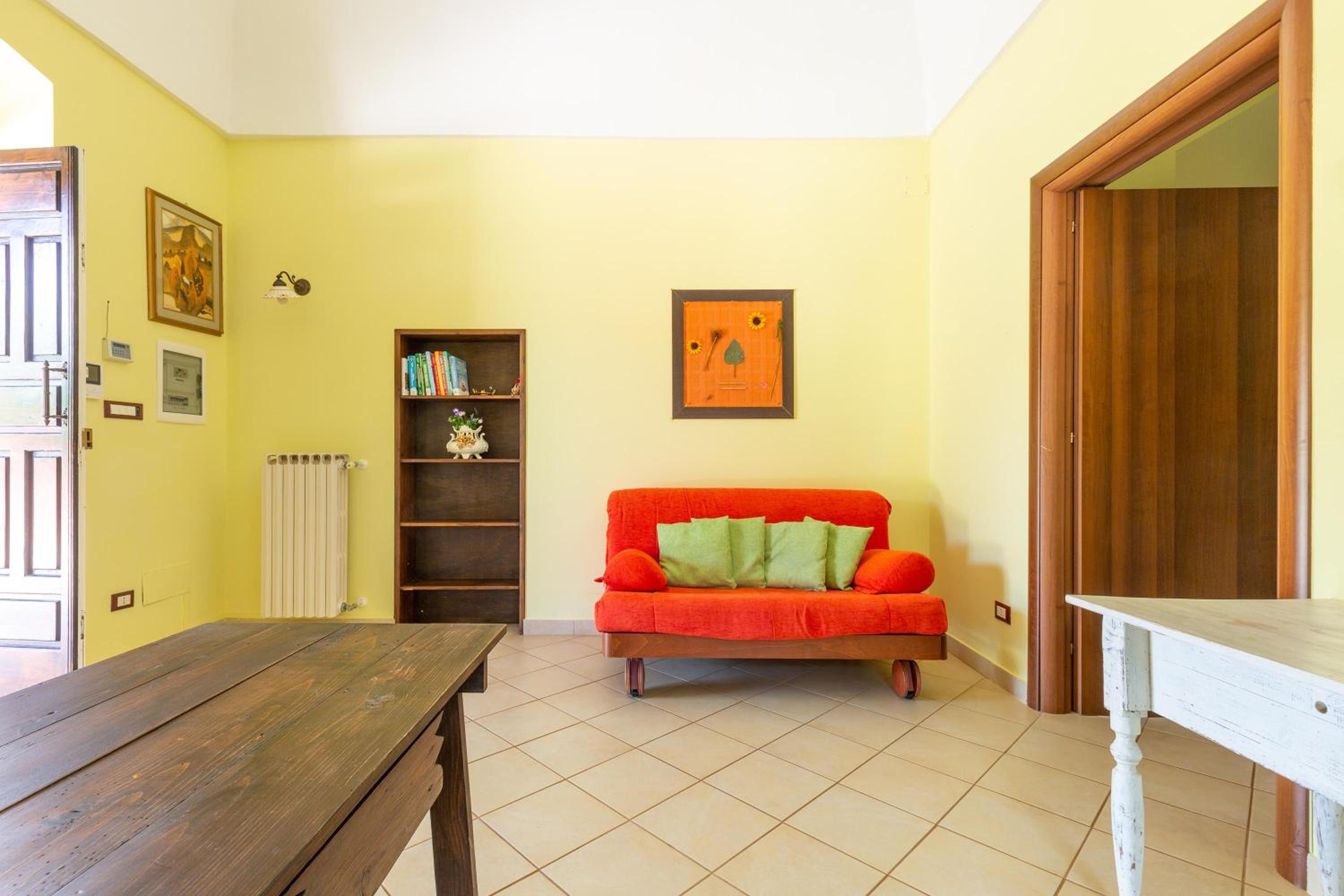 Three-Bedroom House photo 2