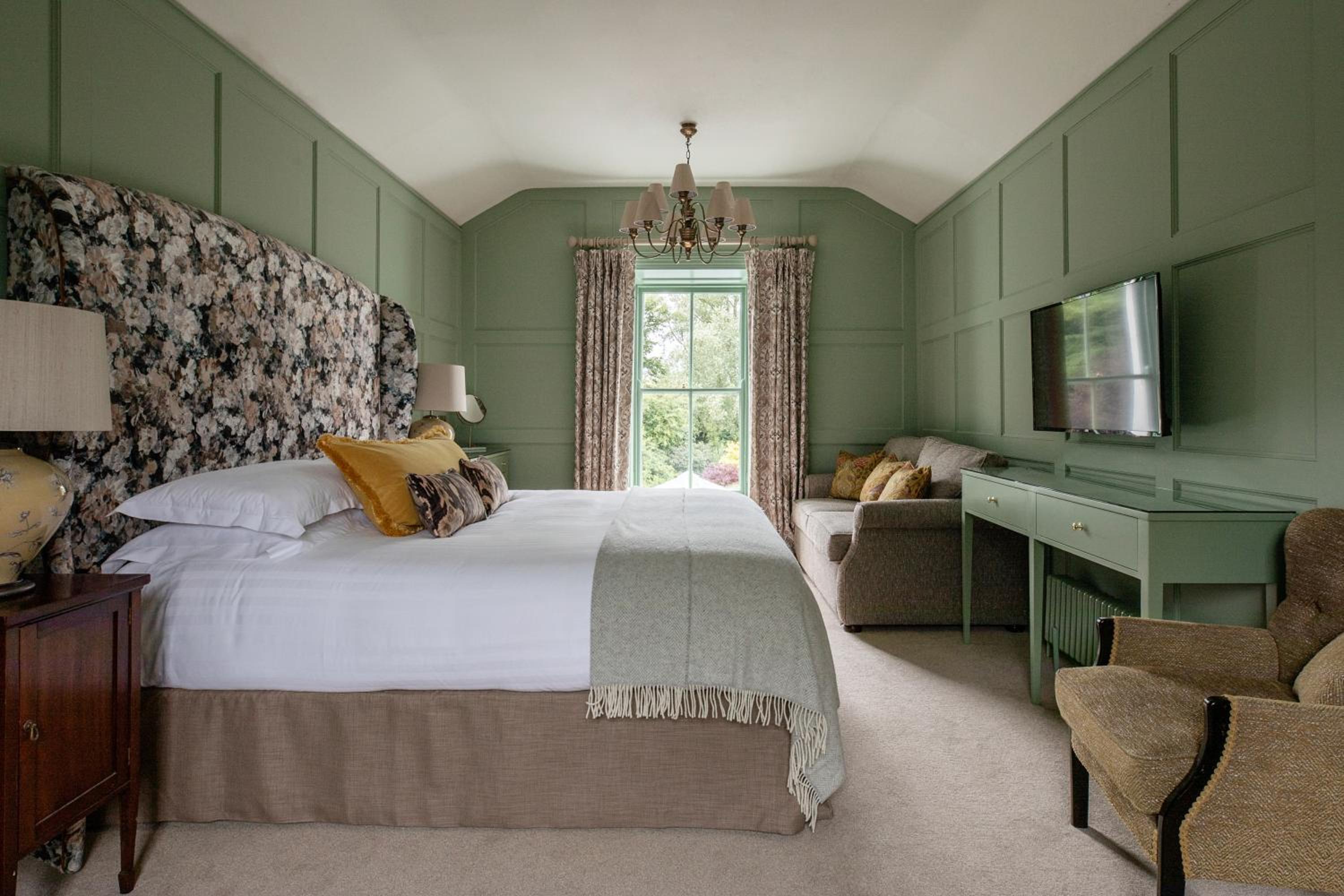 Junior Suite with Garden View photo 3