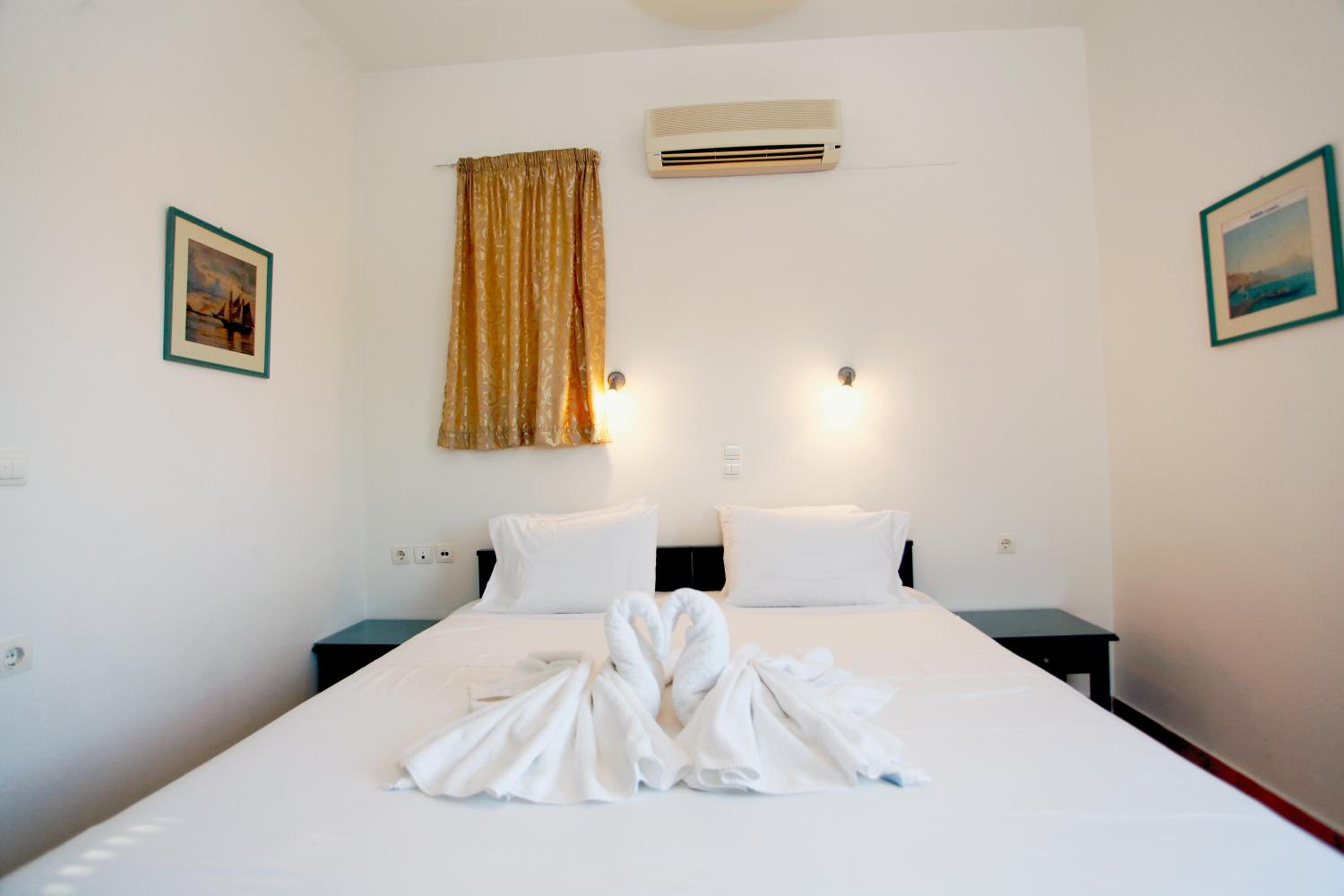 Deluxe Double Room With Balcony And Sea View photo 2