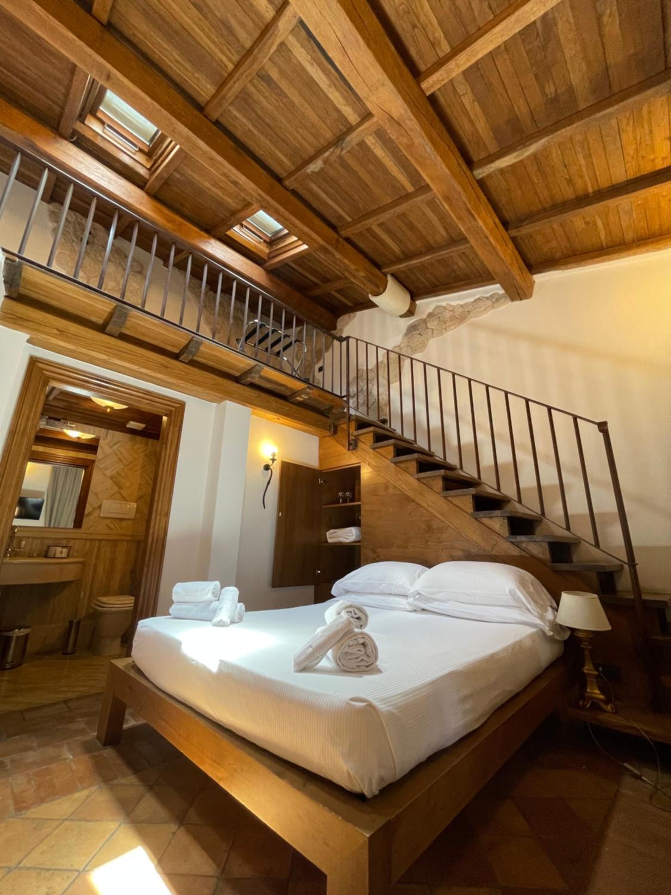 Superior Double Room - Photo 1