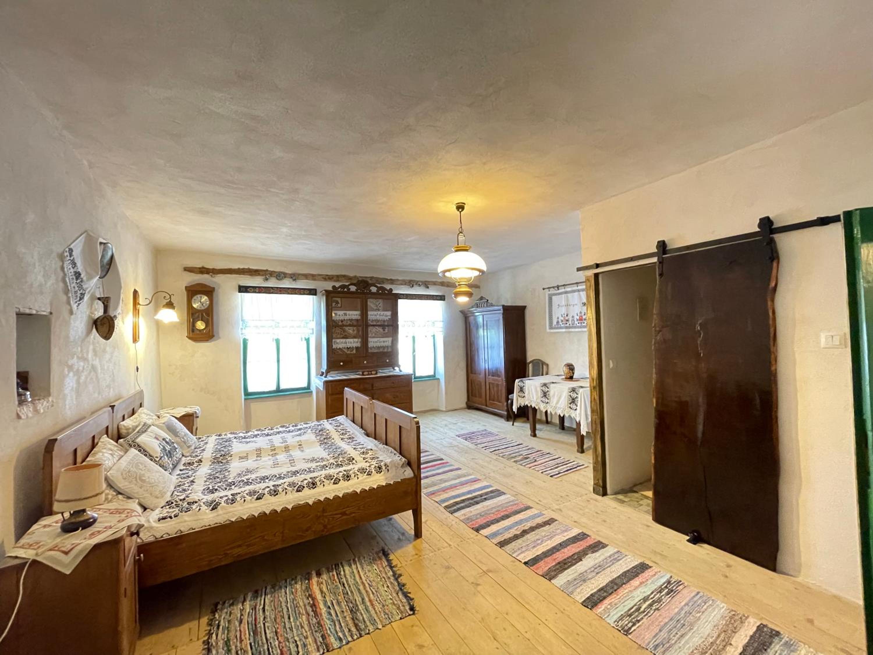 Twin Room with View - Photo 1