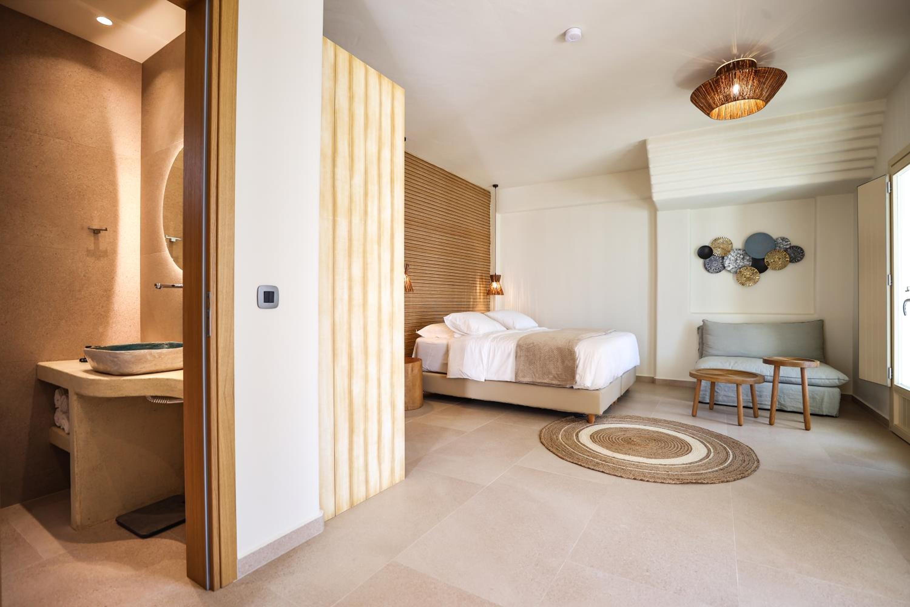 Apartment with Pool View 