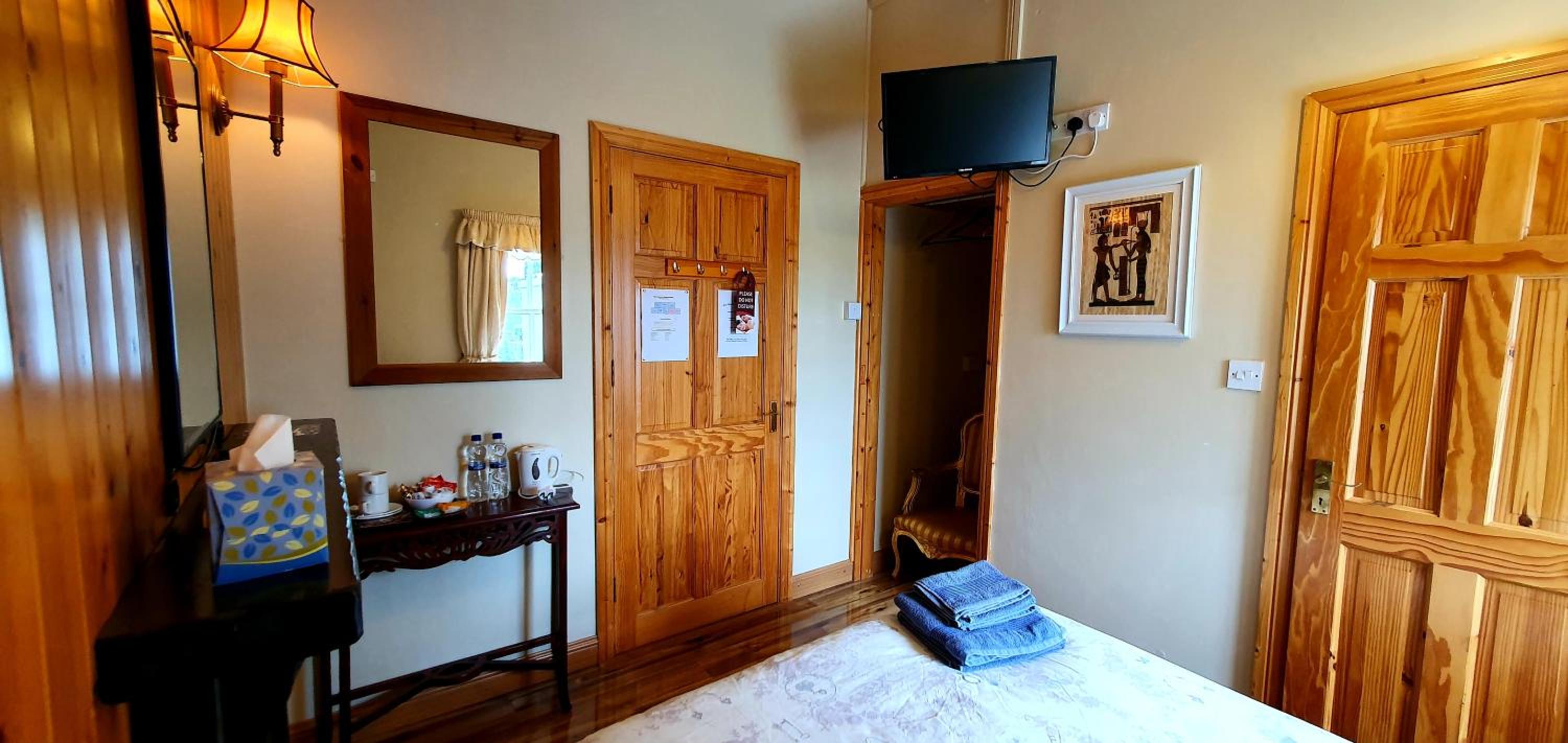 Double Room - Photo 3