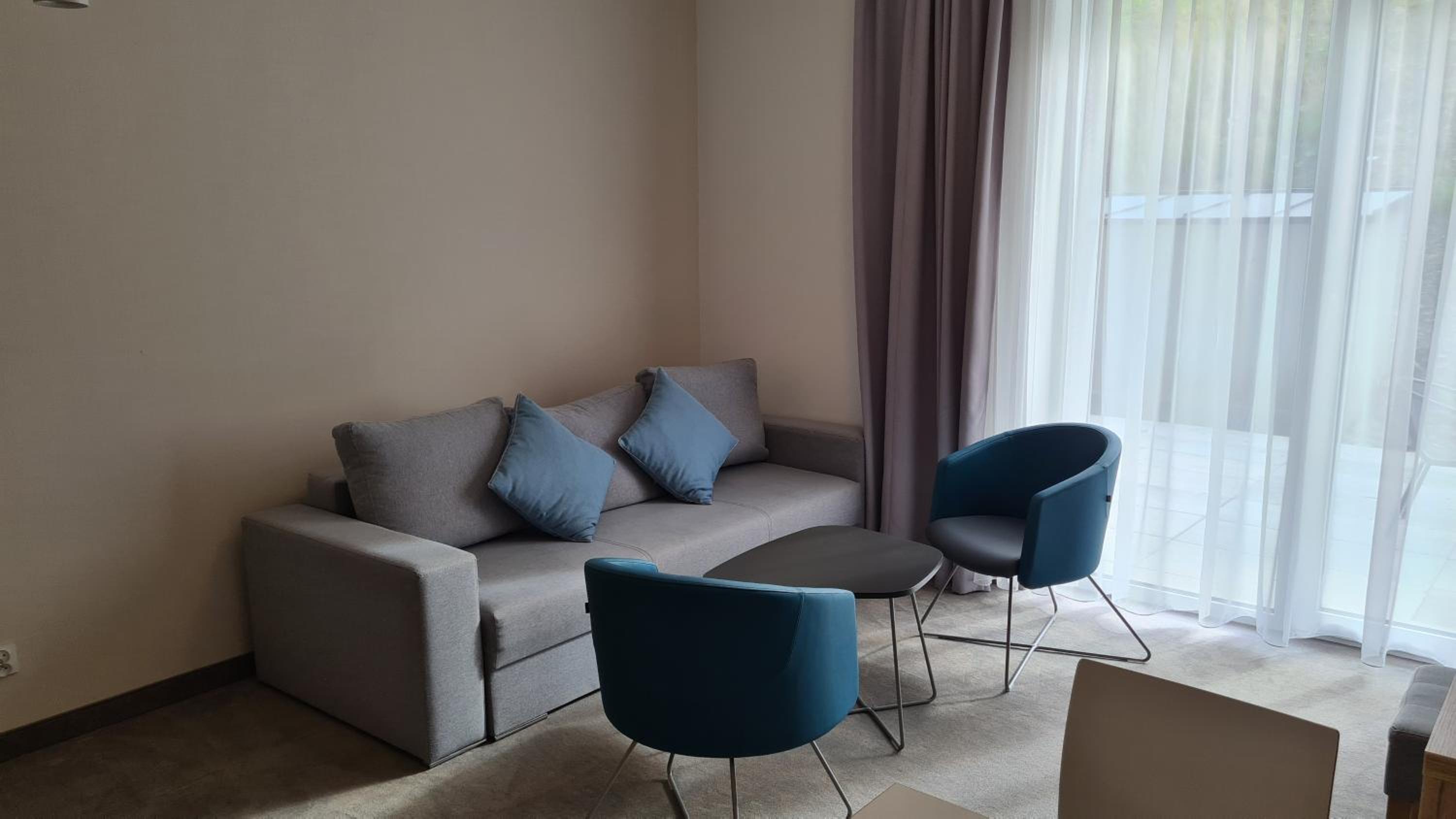 Two-Bedroom Apartment - Photo 9