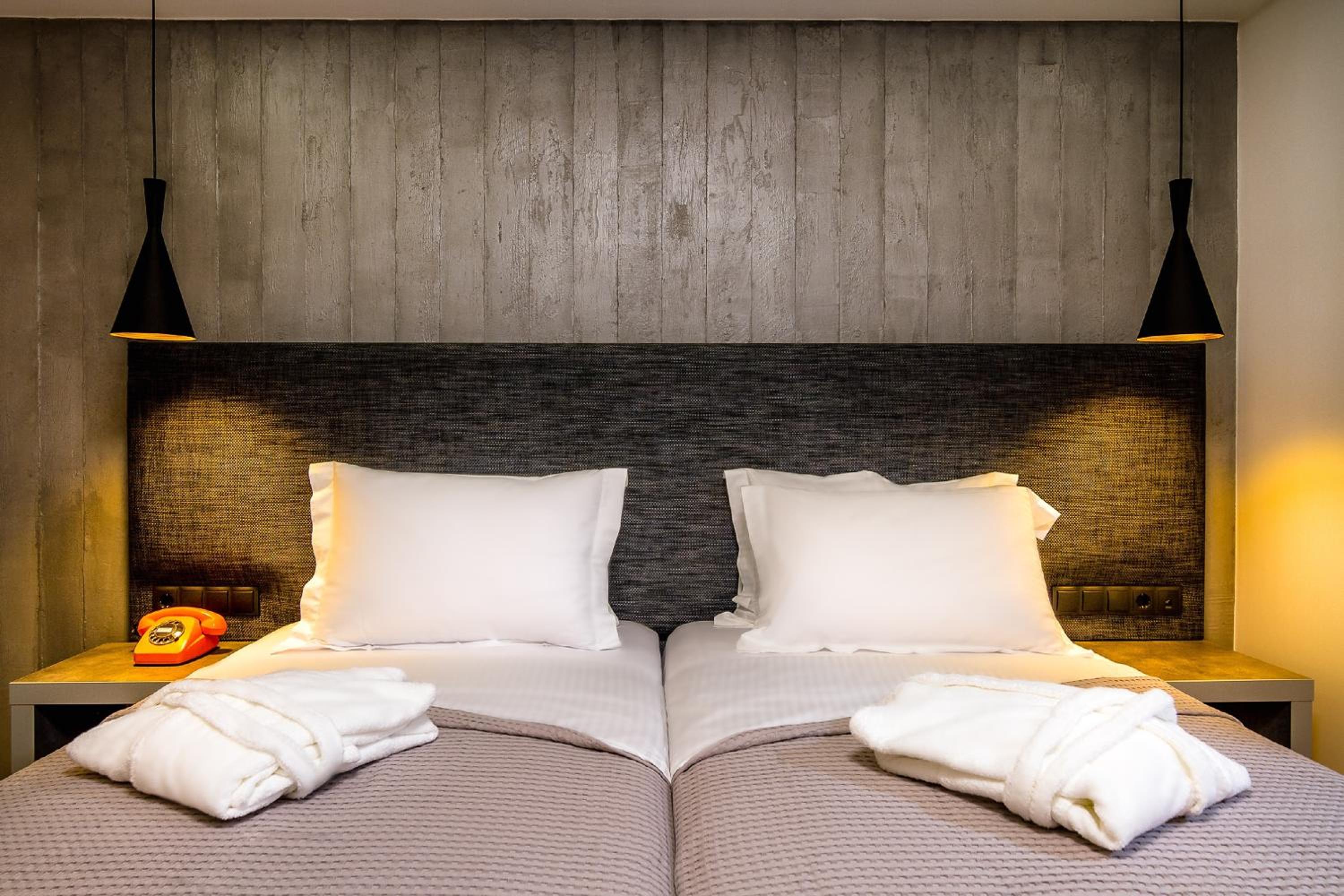 Standard Double or Twin Room photo 1