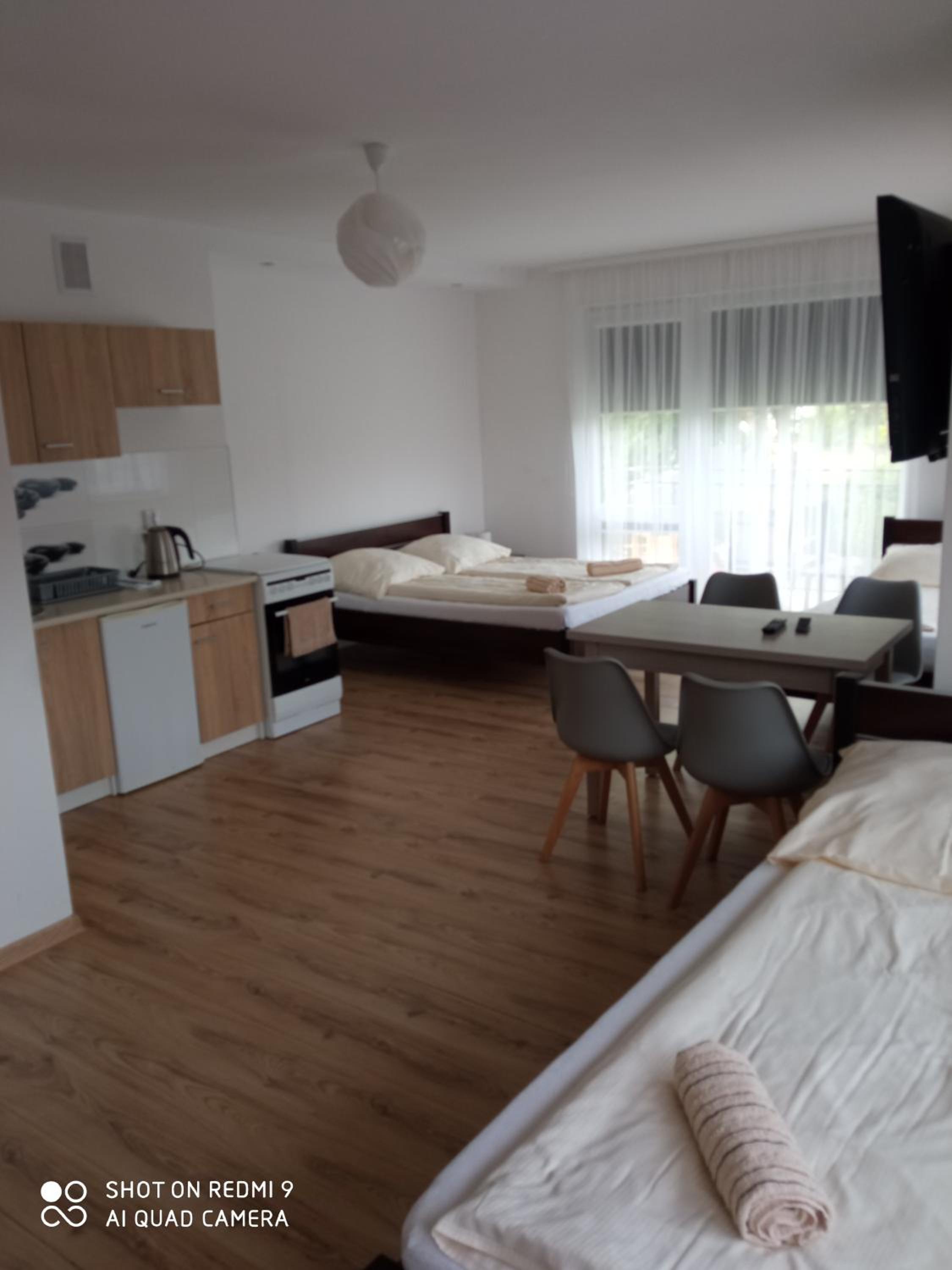 Quadruple Room - Photo 10
