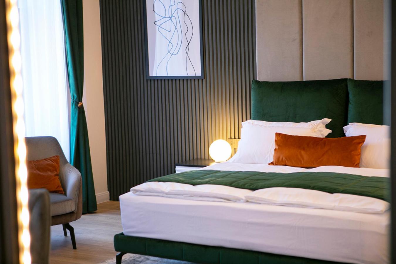 Deluxe Double Room - Photo 6