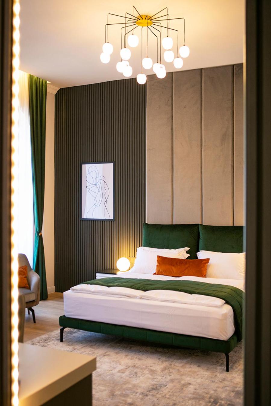 Deluxe Double Room - Photo 1