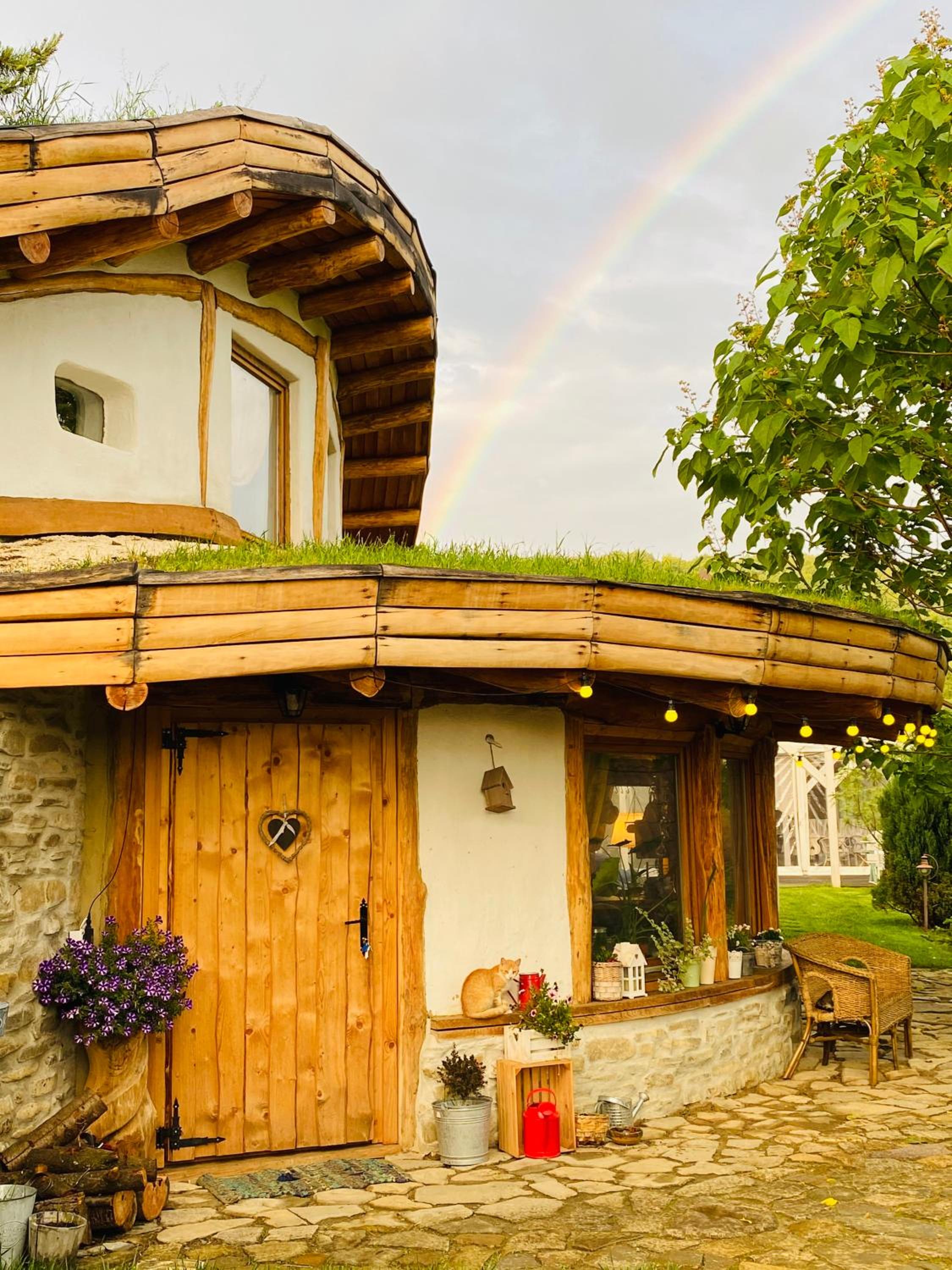 One-Bedroom House - Photo 8