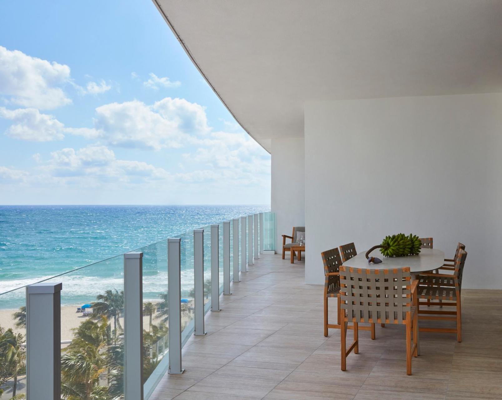 Grand Ocean View Two Bedroom Residential Suite photo 3
