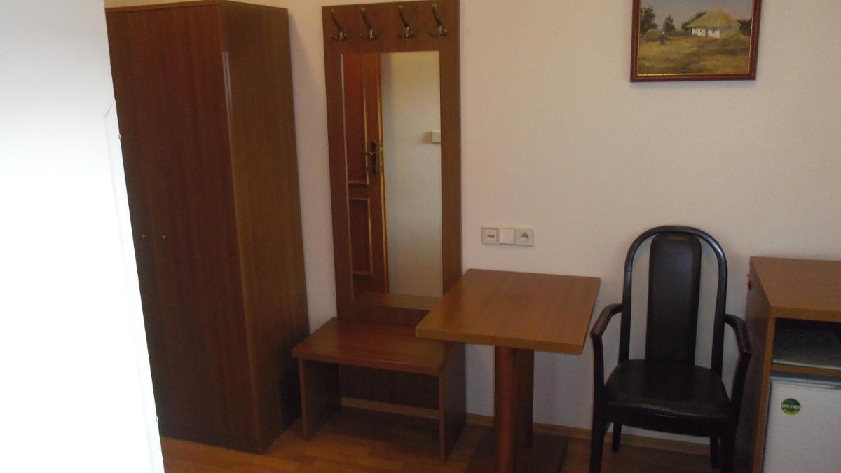 Single Room with Pool View photo 3