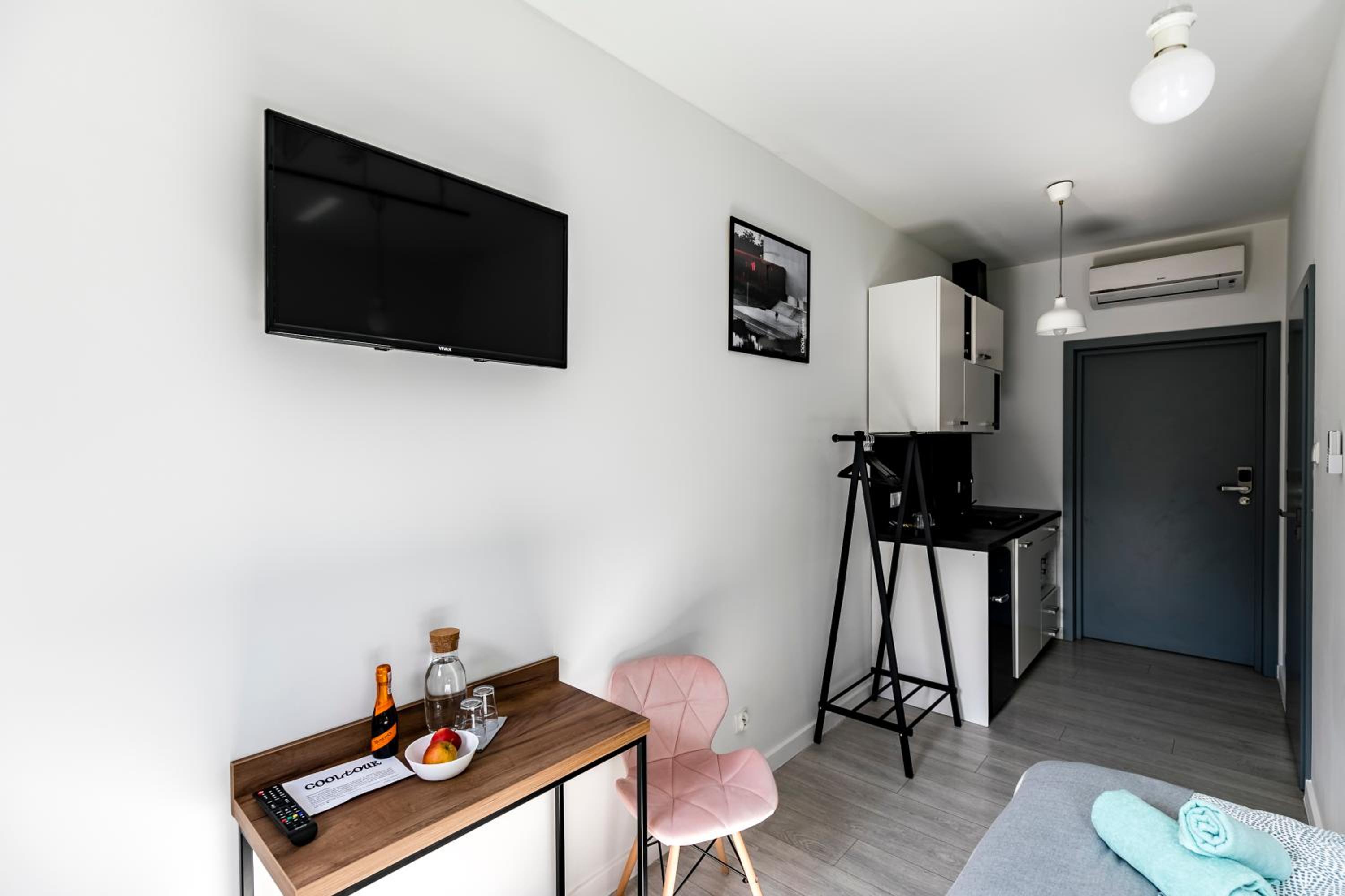 Standard Apartment - Photo 5