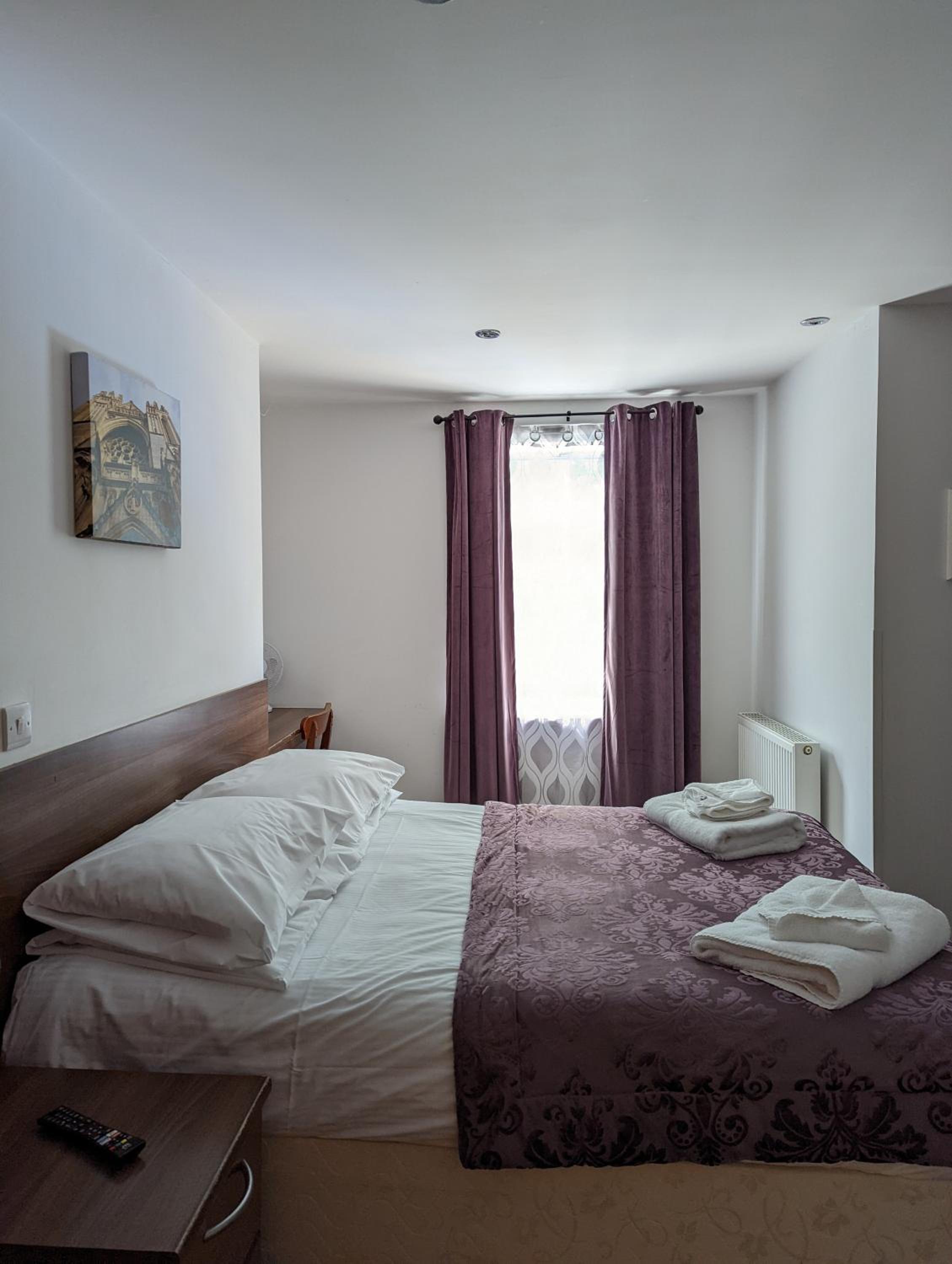 Economy Double Room - Photo 4