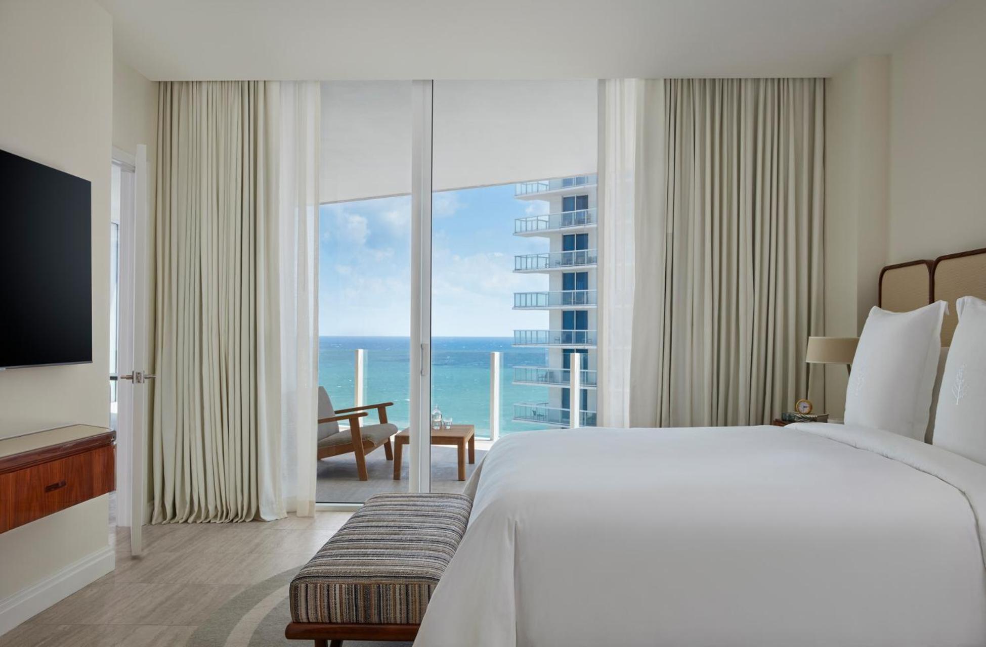 Ocean-View One Bedroom Residential Suite