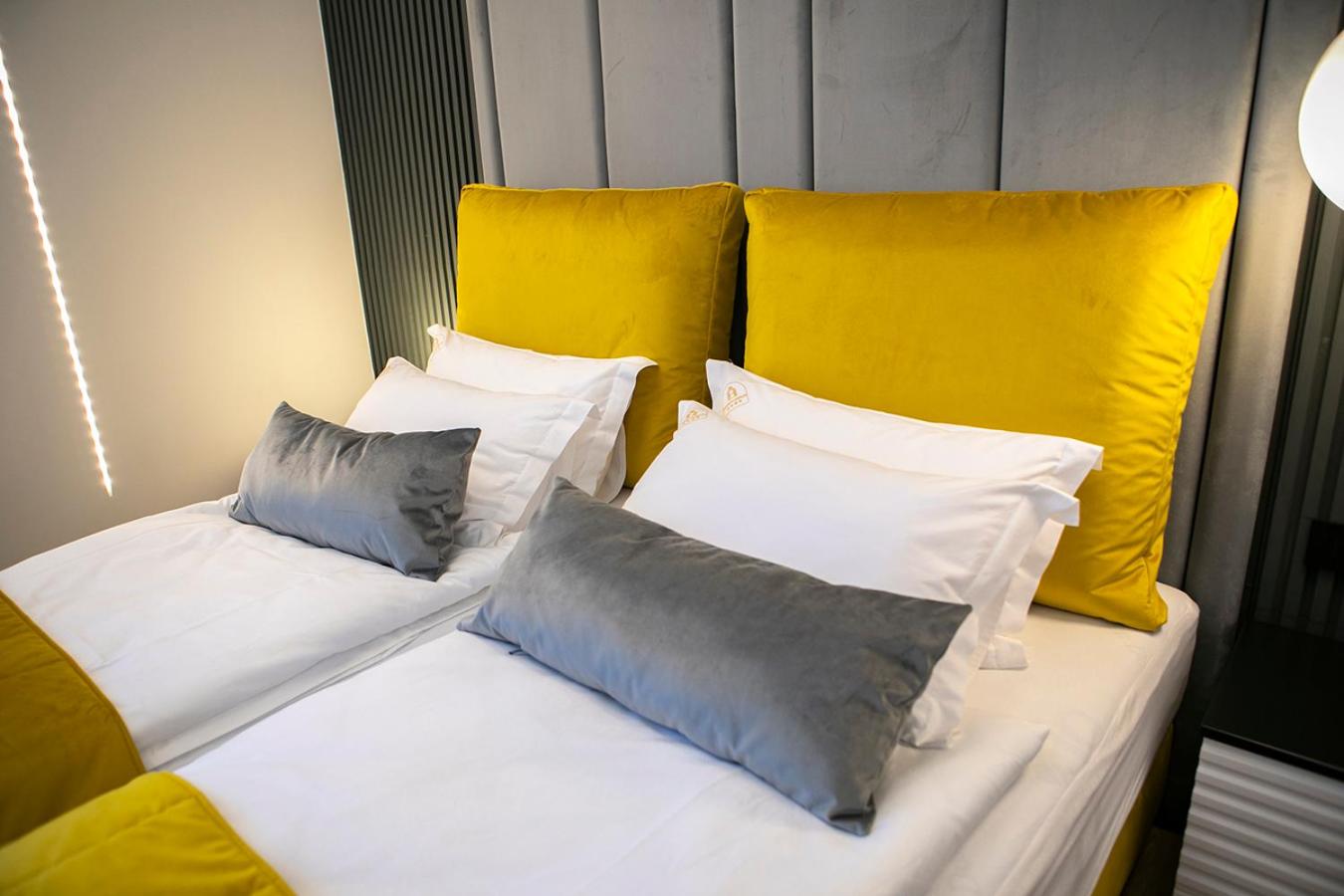 Deluxe Twin Room - Photo 5