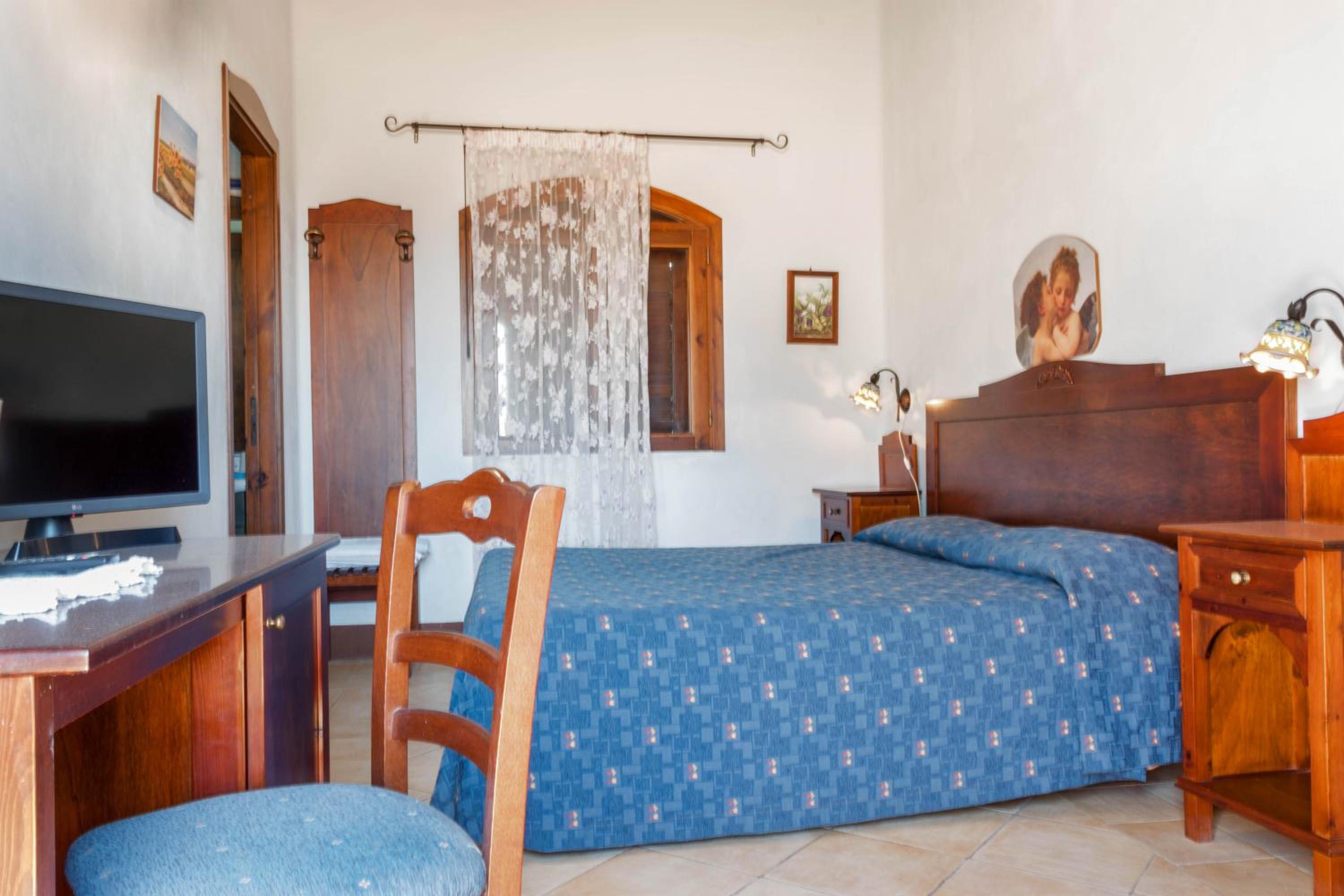 Double Room with Terrace - Photo 1