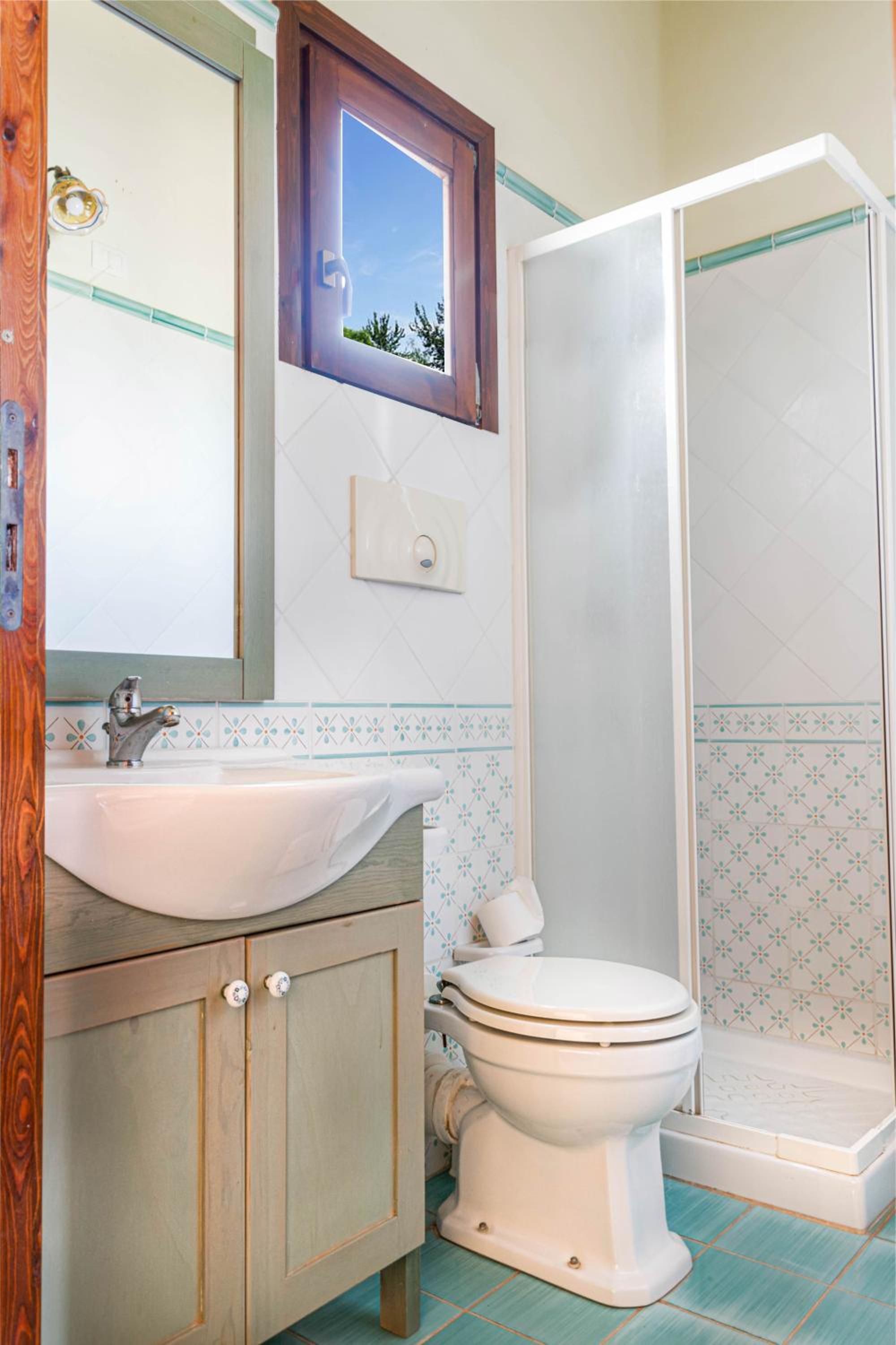 Double or Twin Room - Photo 7