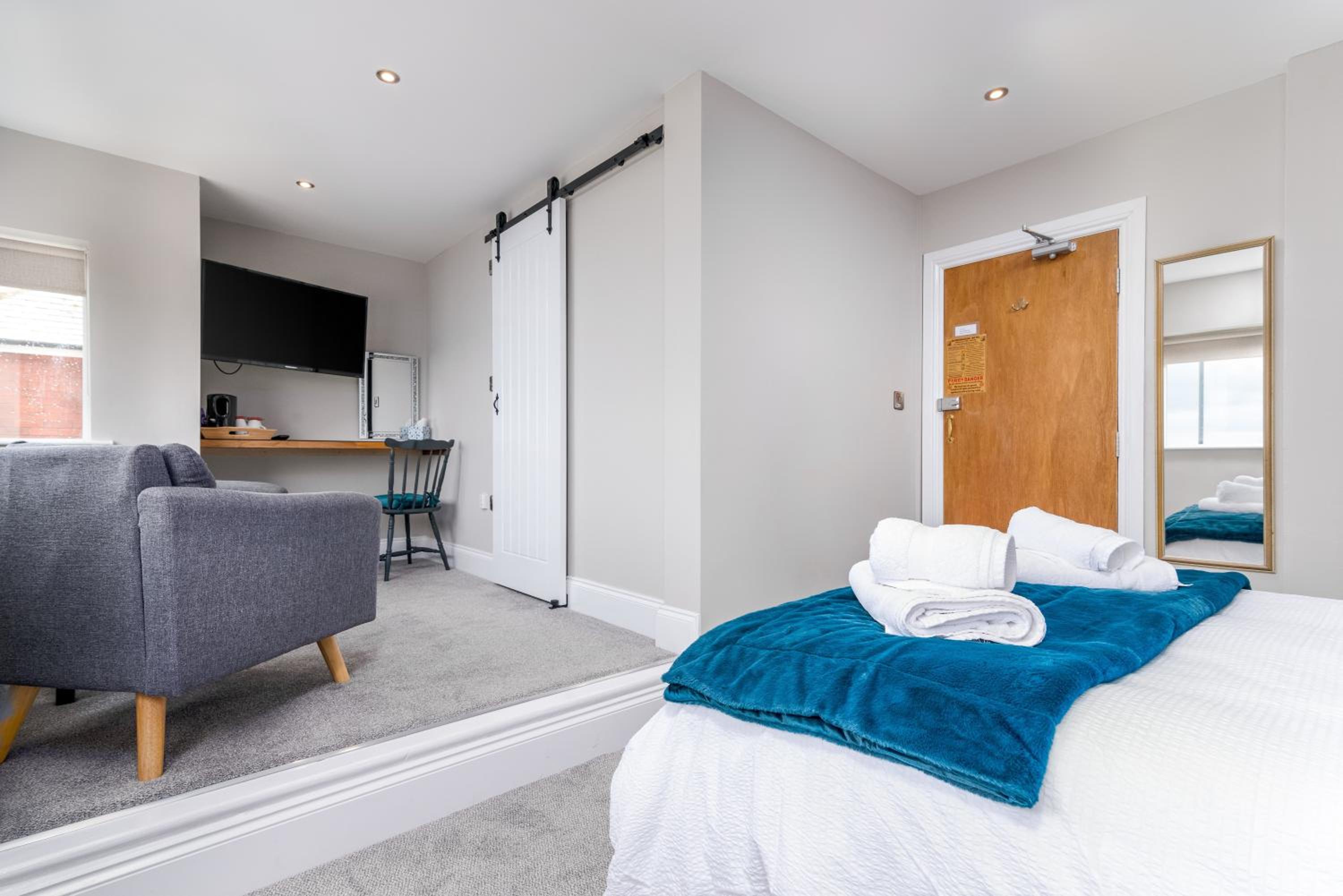 Deluxe Double Room with Sea View photo 3
