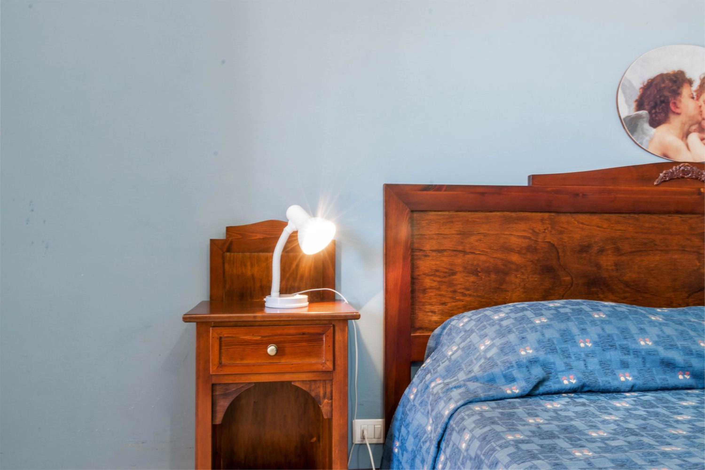 Standard Double Room - Photo 9