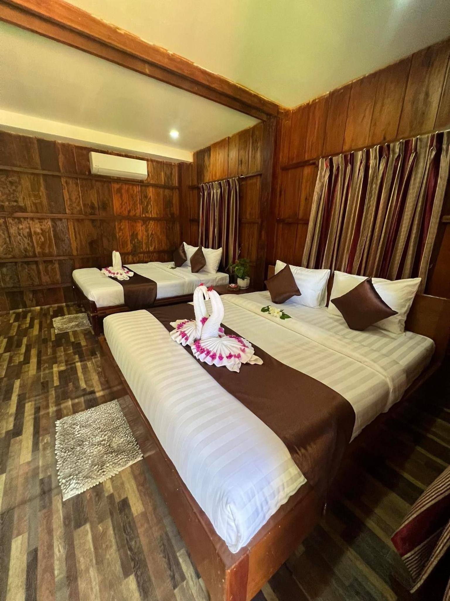 Deluxe Double With Garden View 