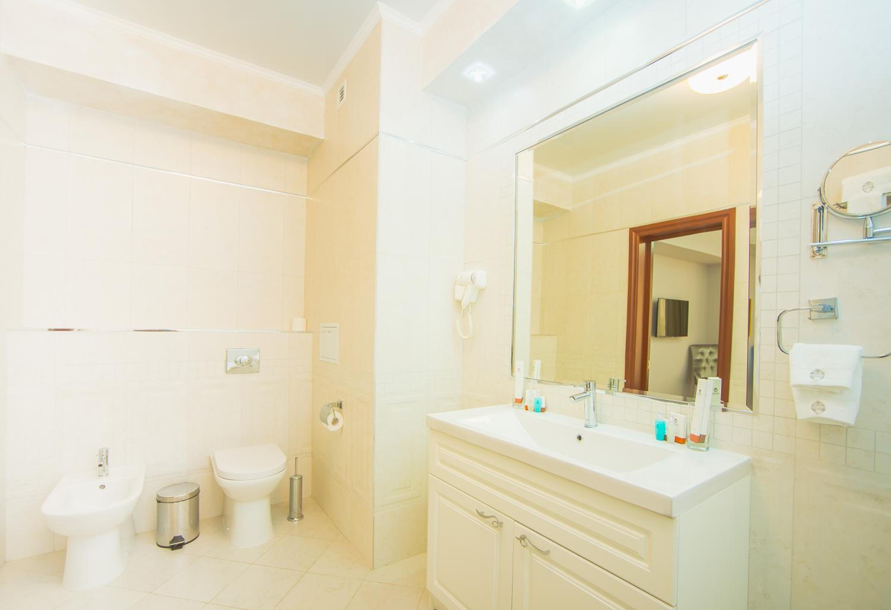 One-Bedroom Suite