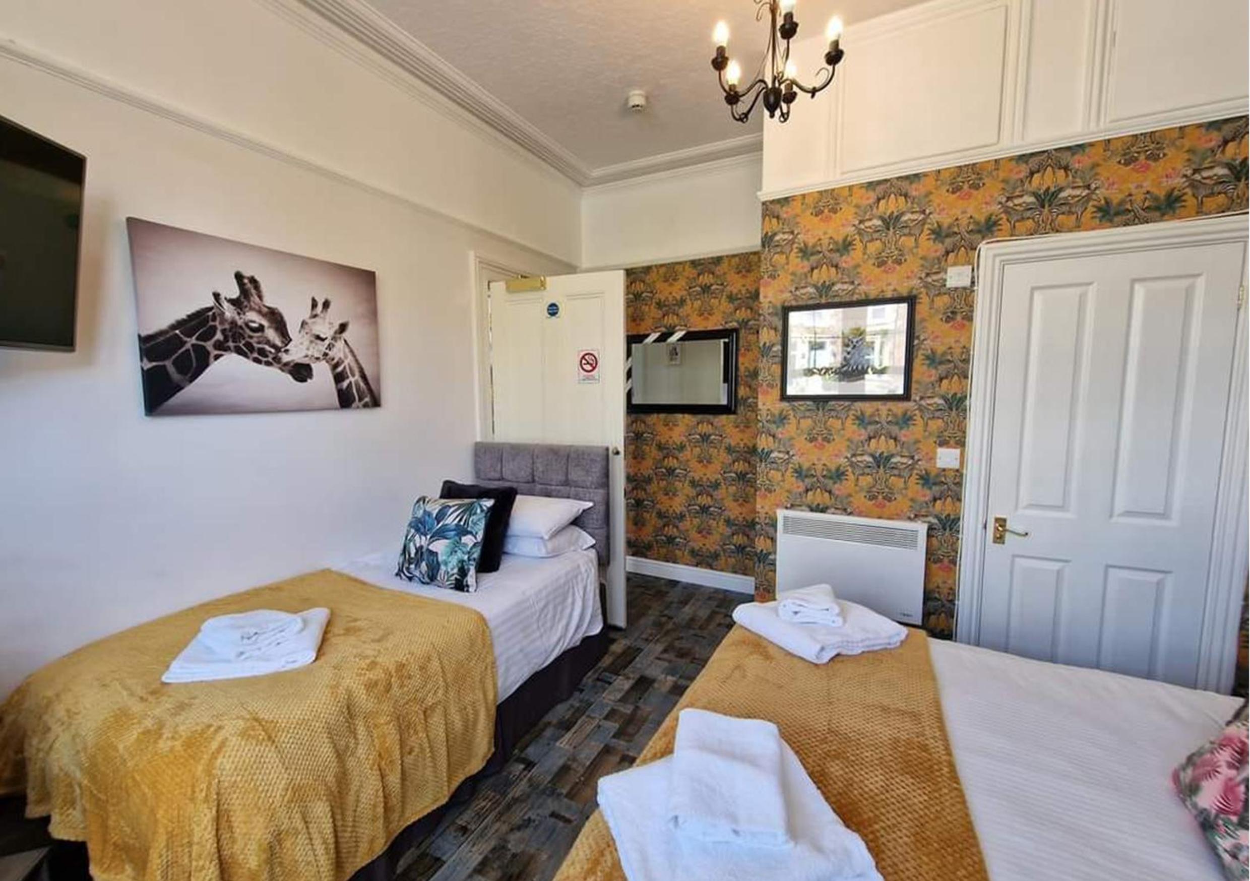 Comfort Triple Room with Shower photo 2