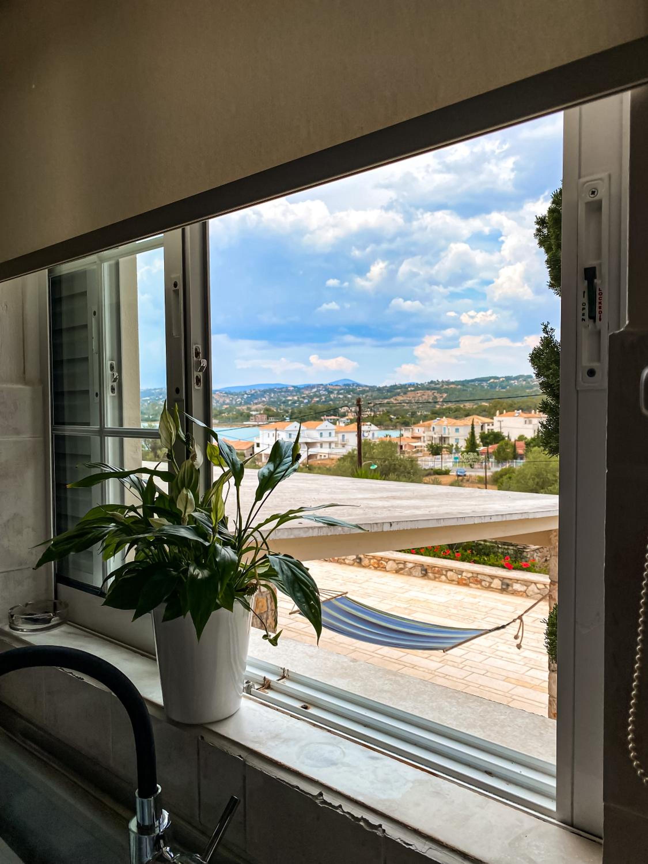 Apartment with Sea View photo 3