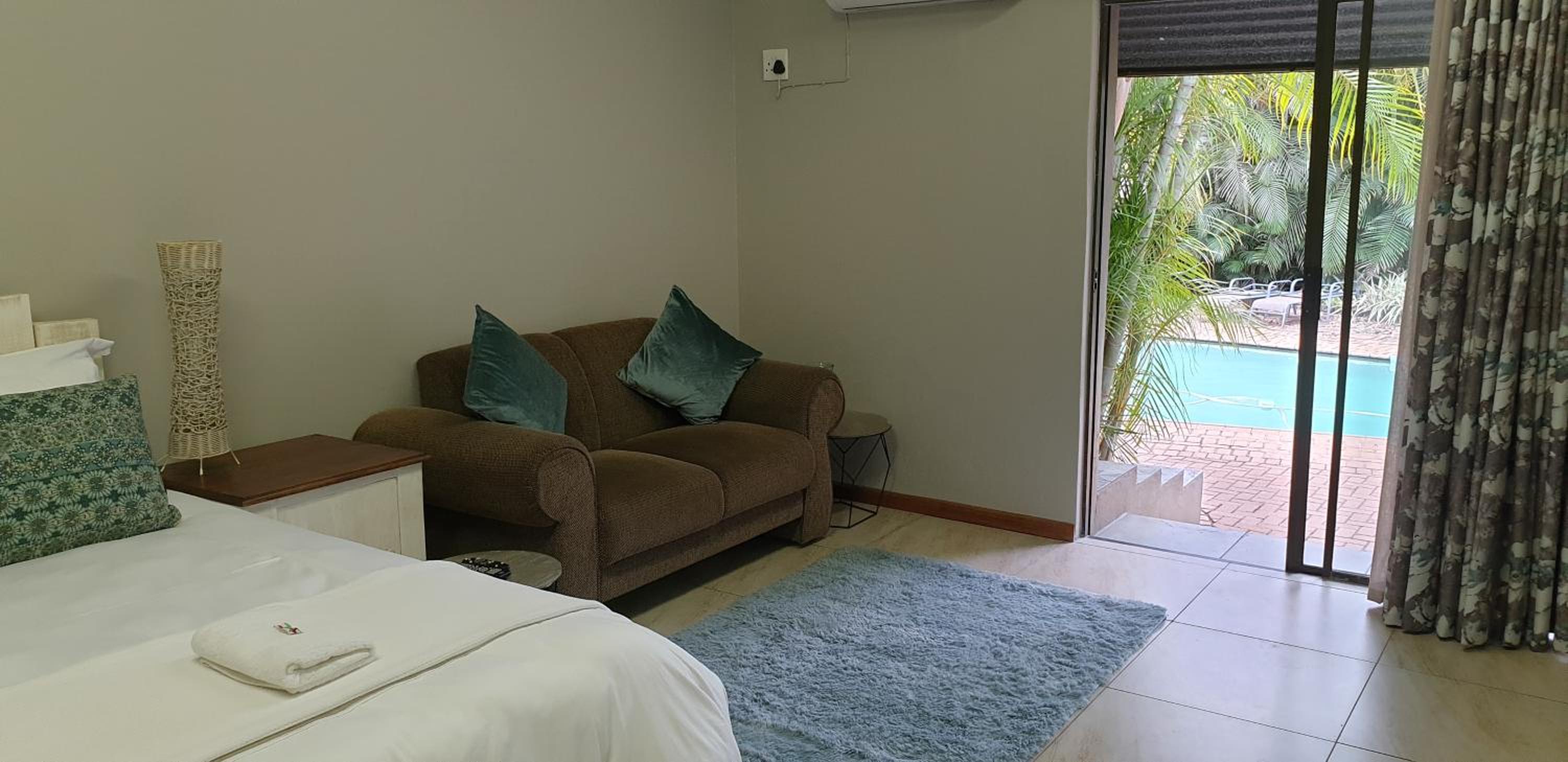Economy Double Room photo 2
