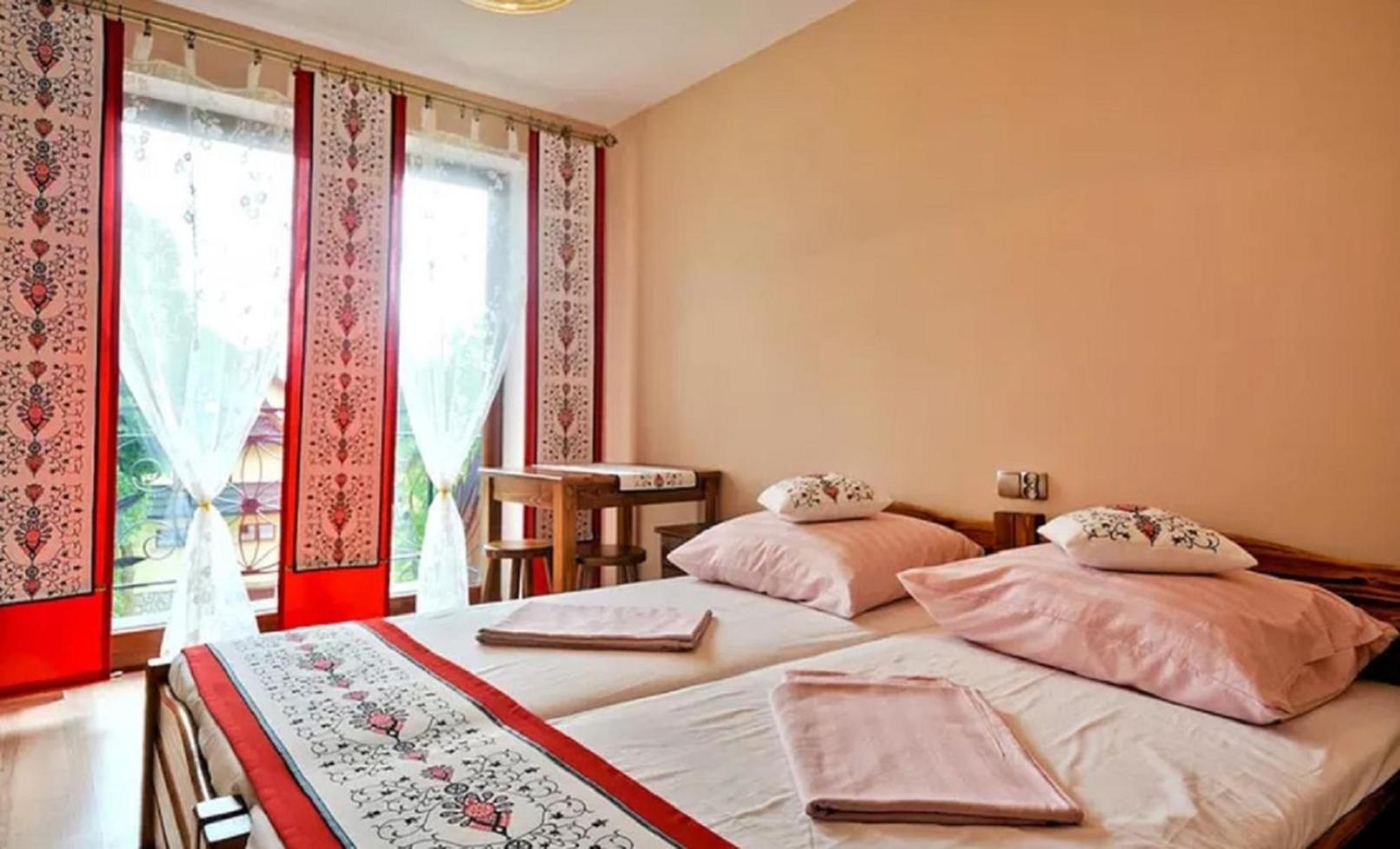 Quadruple Room with Mountain View photo 3